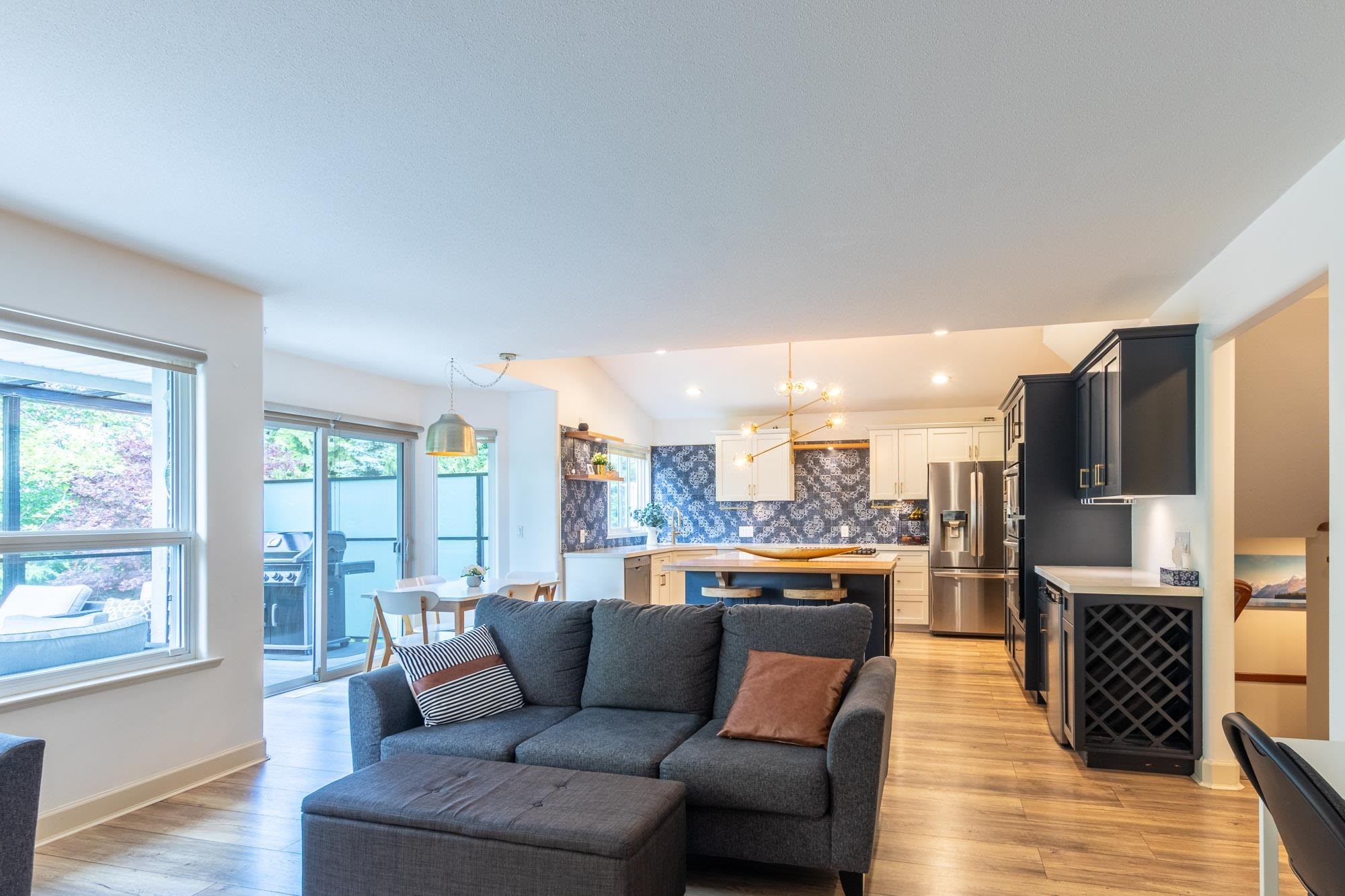 









10471


Slatford

Street,
Maple Ridge,




BC
V2W 1V8

