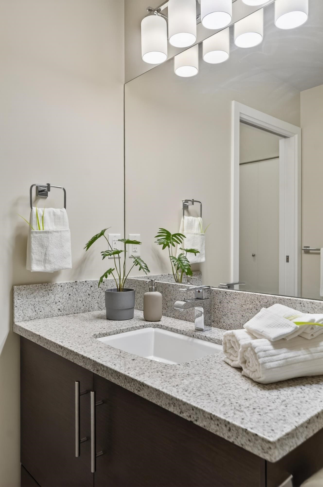









3294


Mt Seymour

Parkway, 202,
North Vancouver,




BC
V7H 0B1

