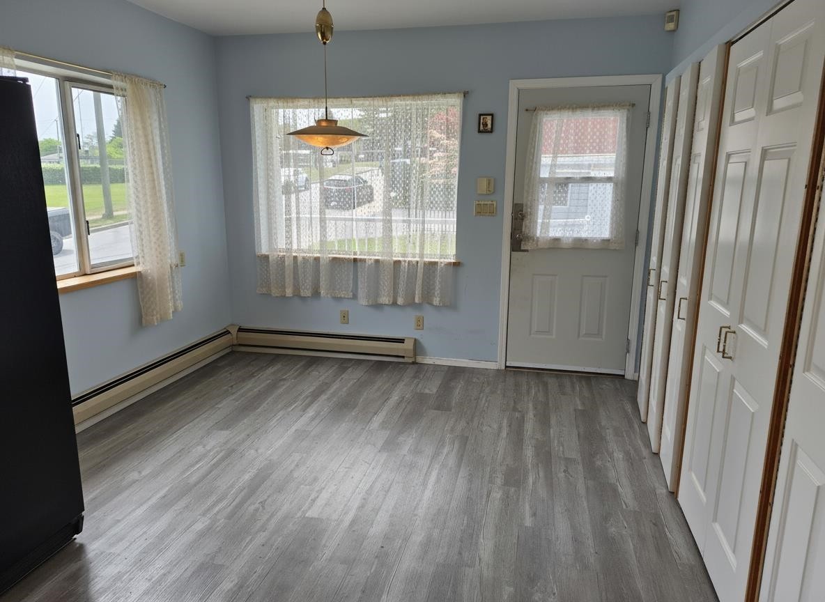 









4298


Mcgill

Street,
Burnaby,




BC
V5C 1M9

