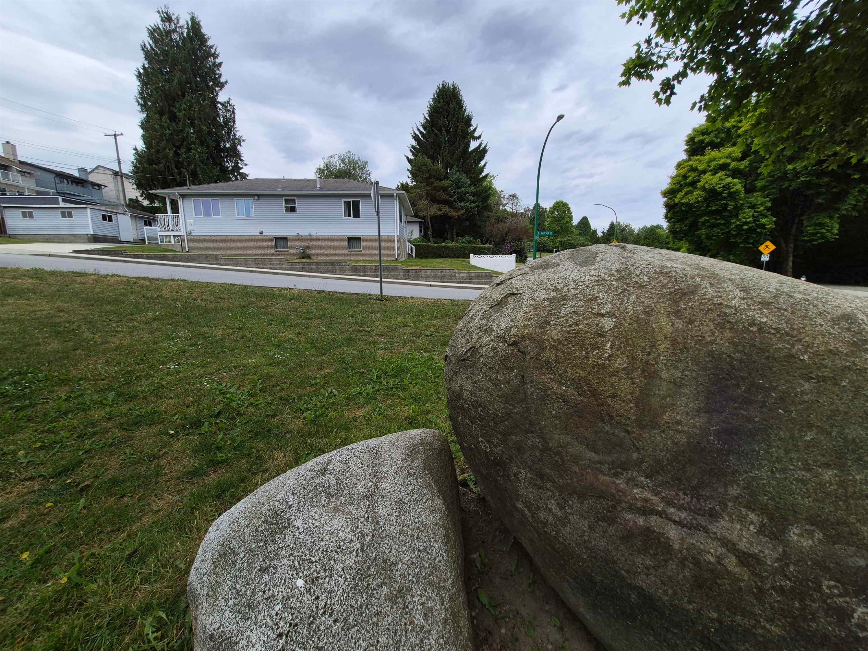









4298


Mcgill

Street,
Burnaby,




BC
V5C 1M9

