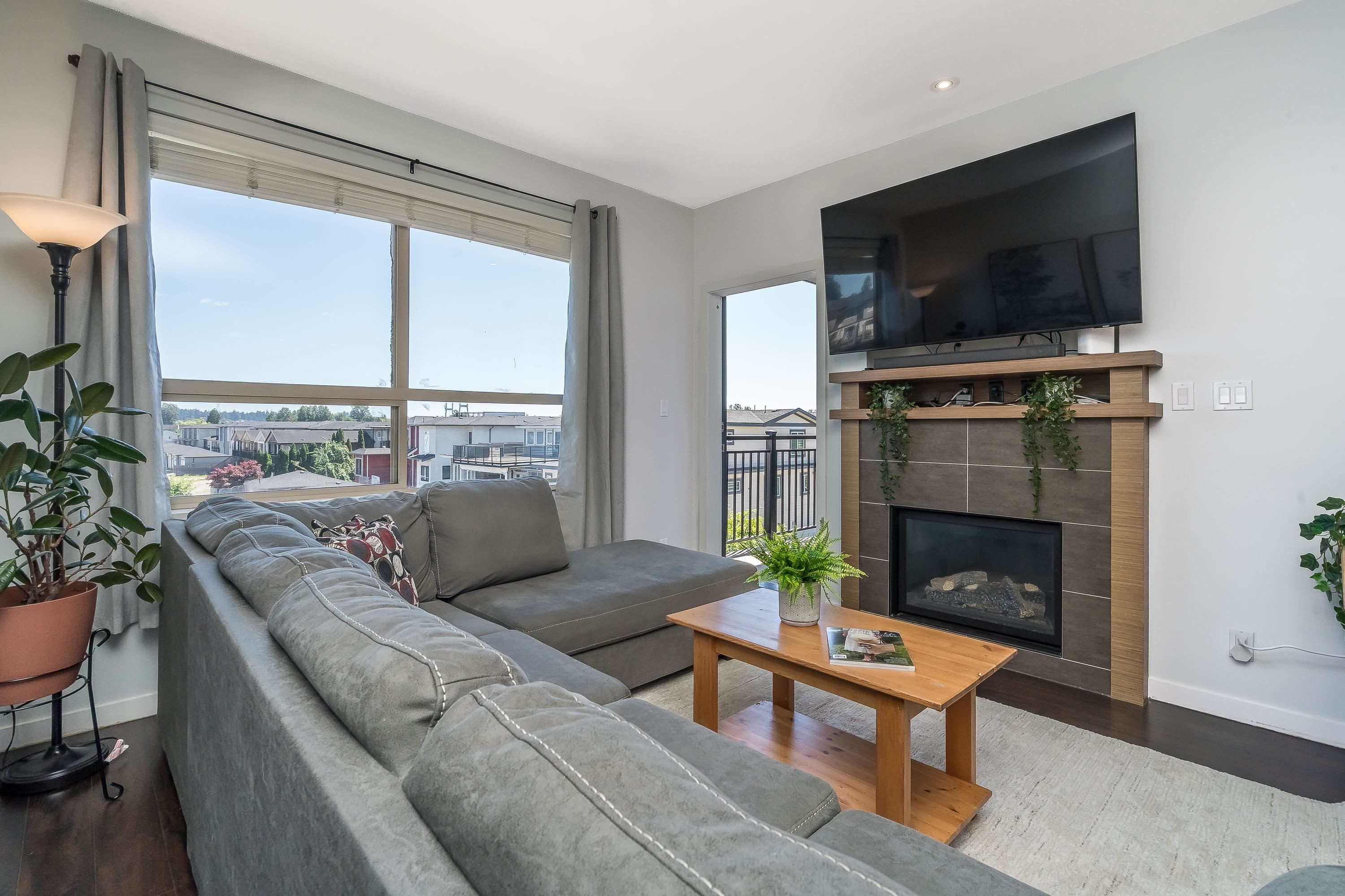 









288


Hampton

Street, 308,
New Westminster,




BC
V3M 5L9

