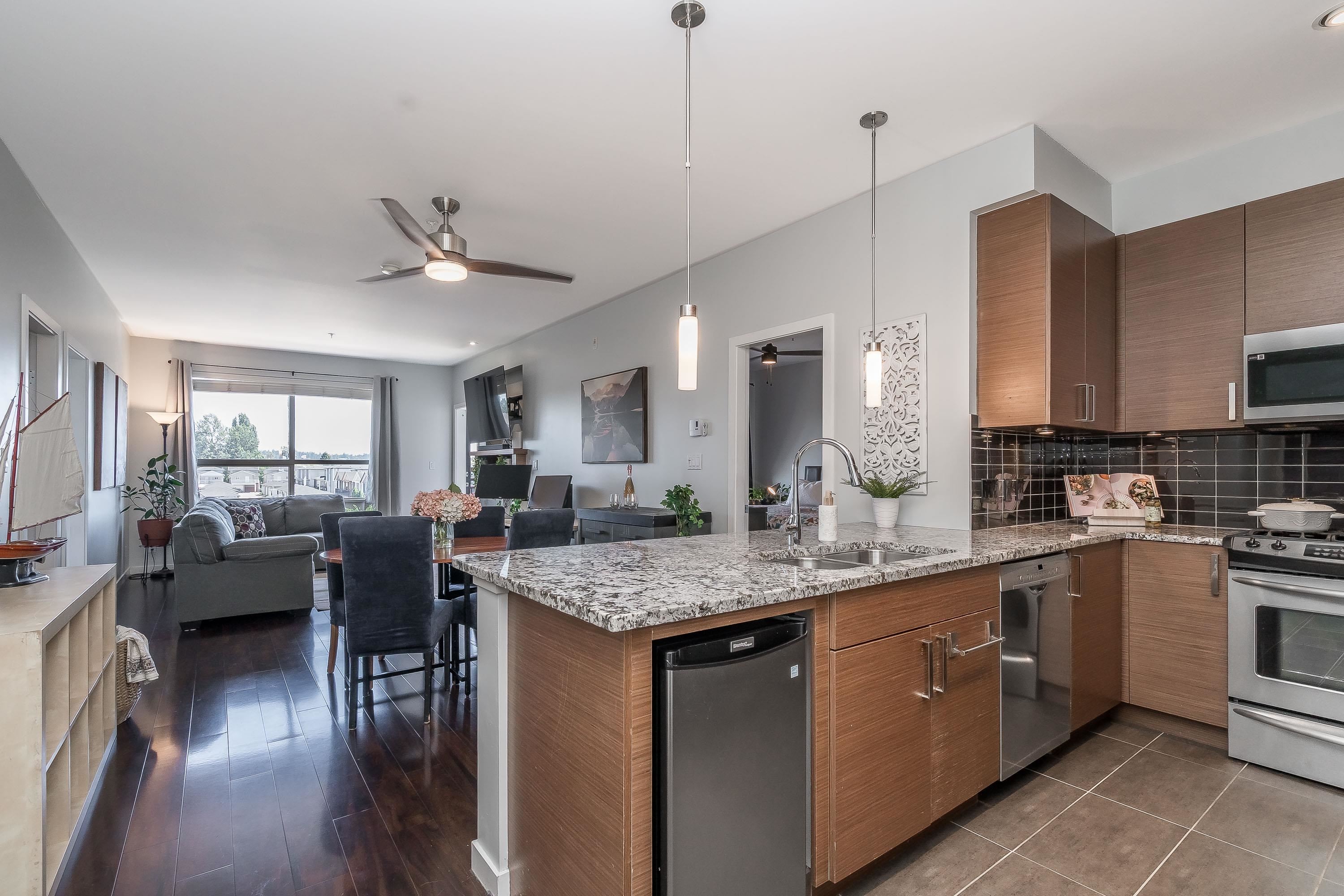 









288


Hampton

Street, 308,
New Westminster,




BC
V3M 5L9


