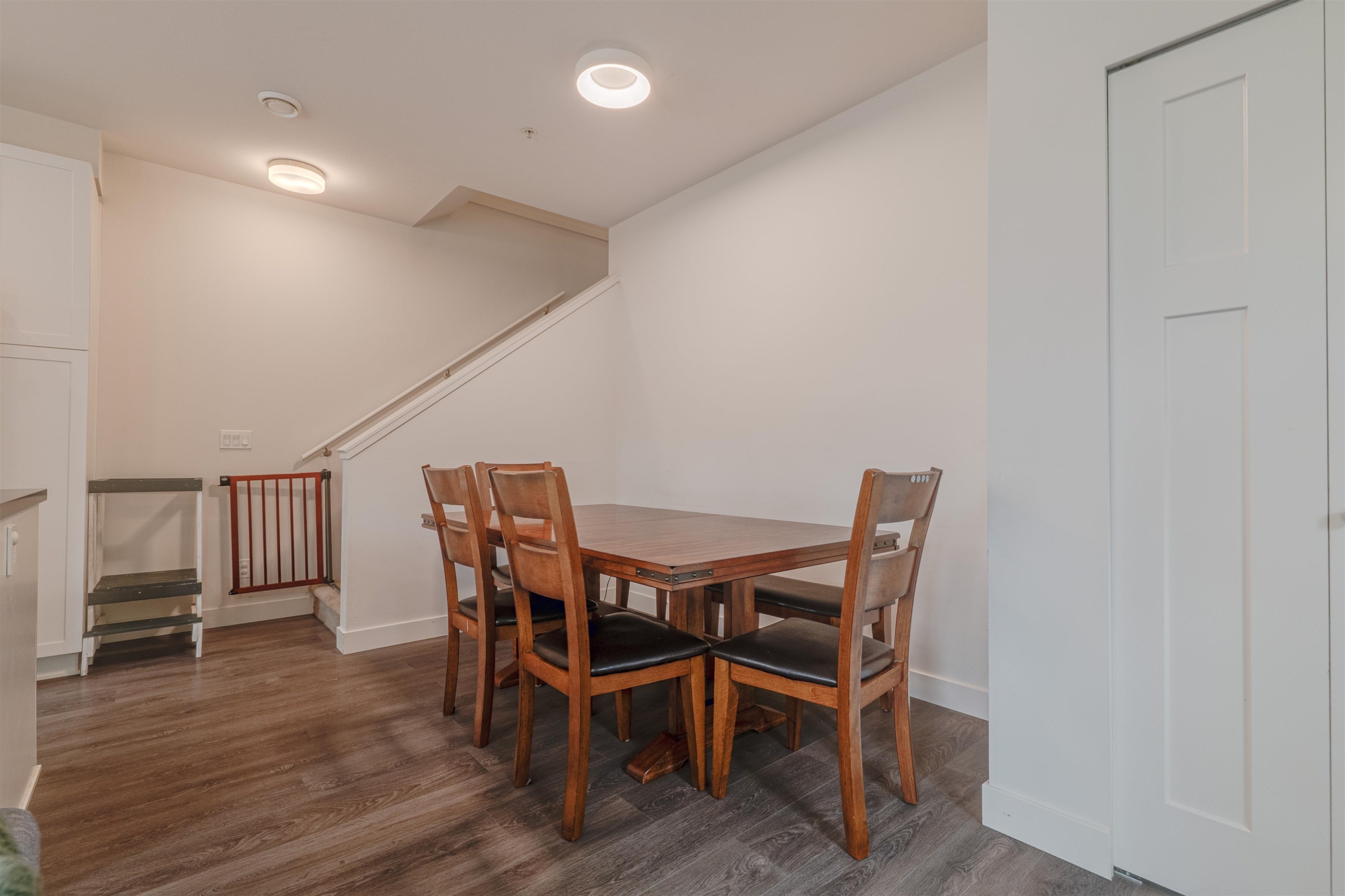 









11305


240

Street, 158,
Maple Ridge,




BC
V2W 0J1

