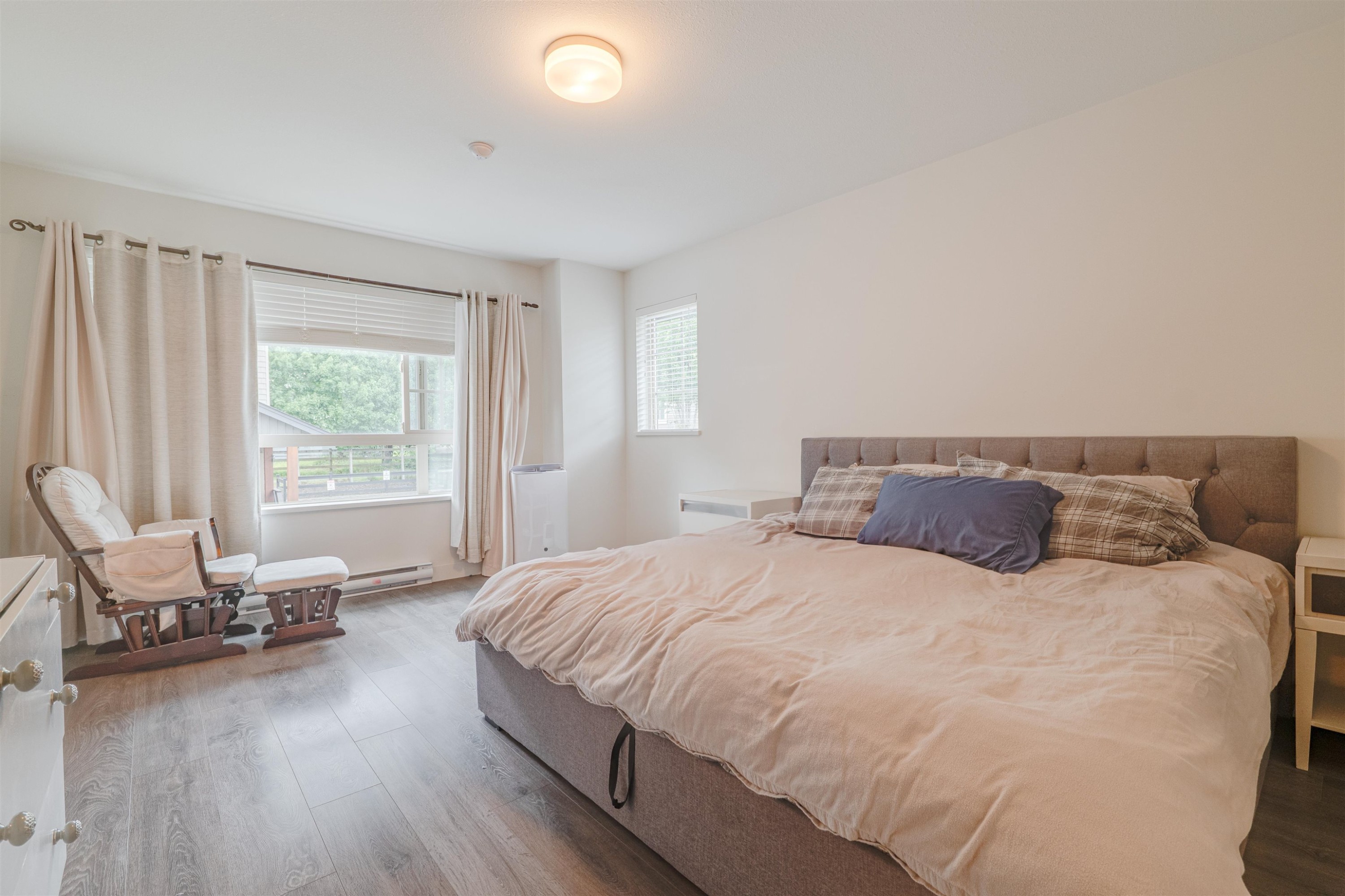 









11305


240

Street, 158,
Maple Ridge,




BC
V2W 0J1


