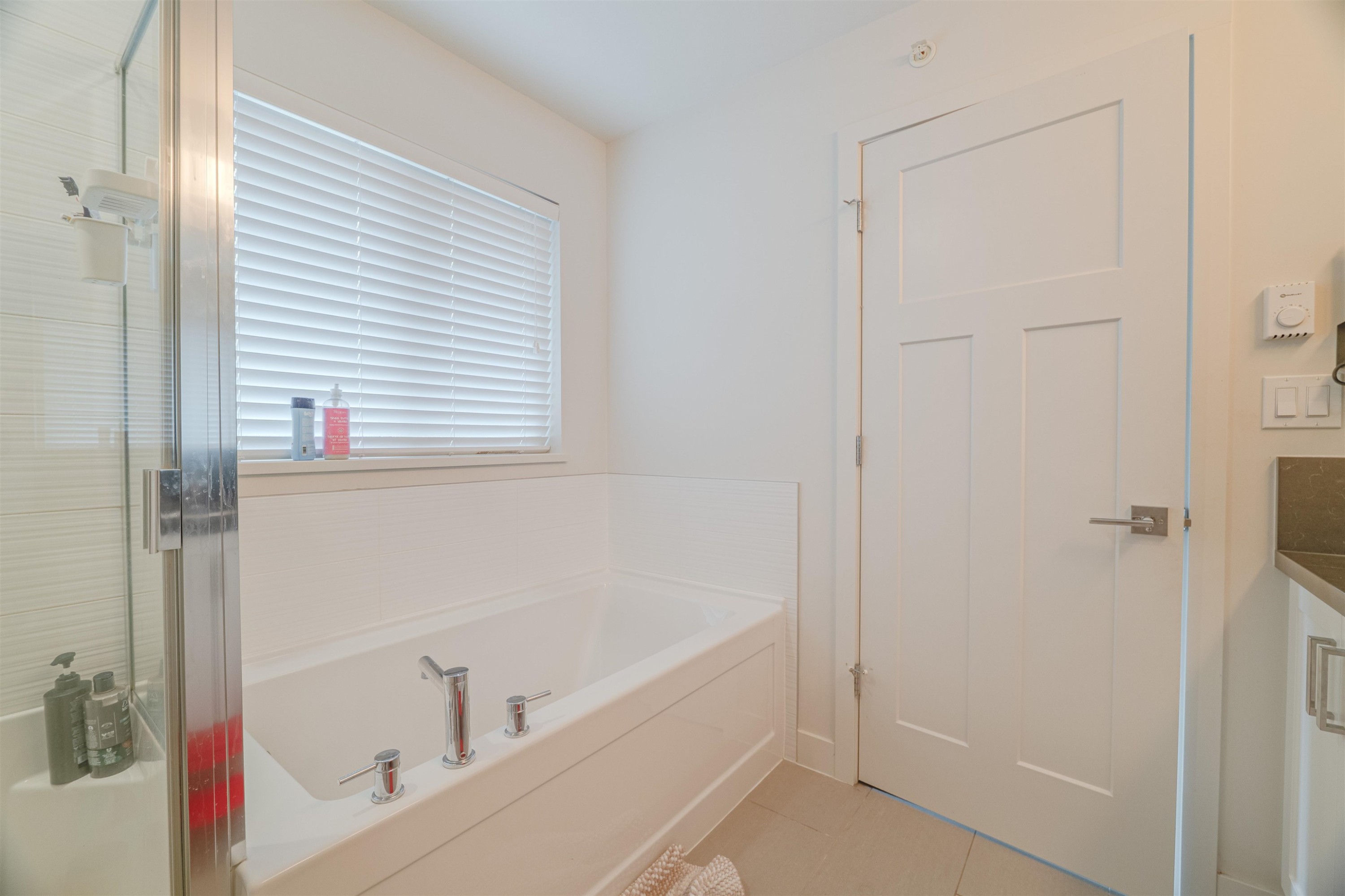 









11305


240

Street, 158,
Maple Ridge,




BC
V2W 0J1

