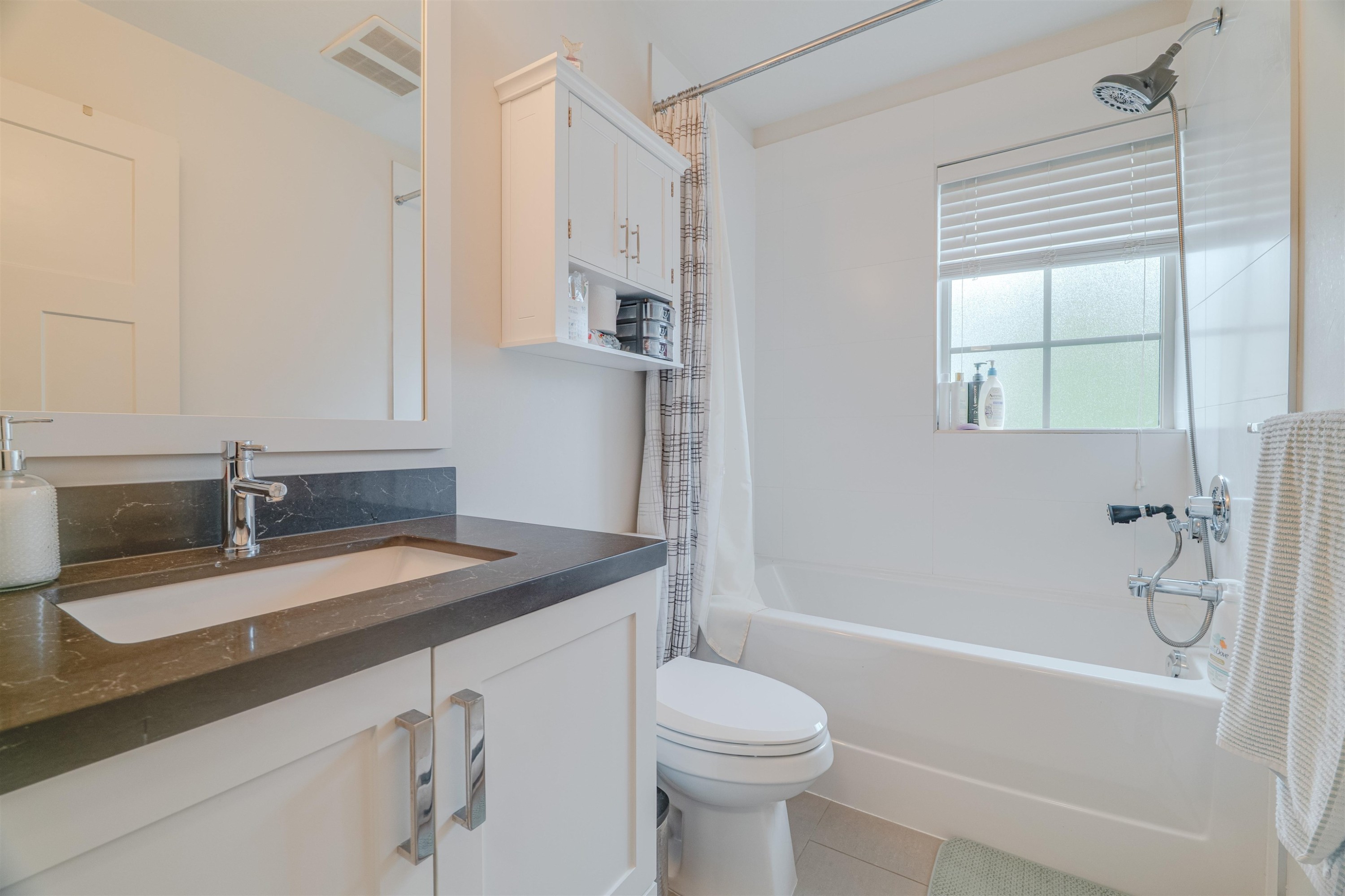 









11305


240

Street, 158,
Maple Ridge,




BC
V2W 0J1

