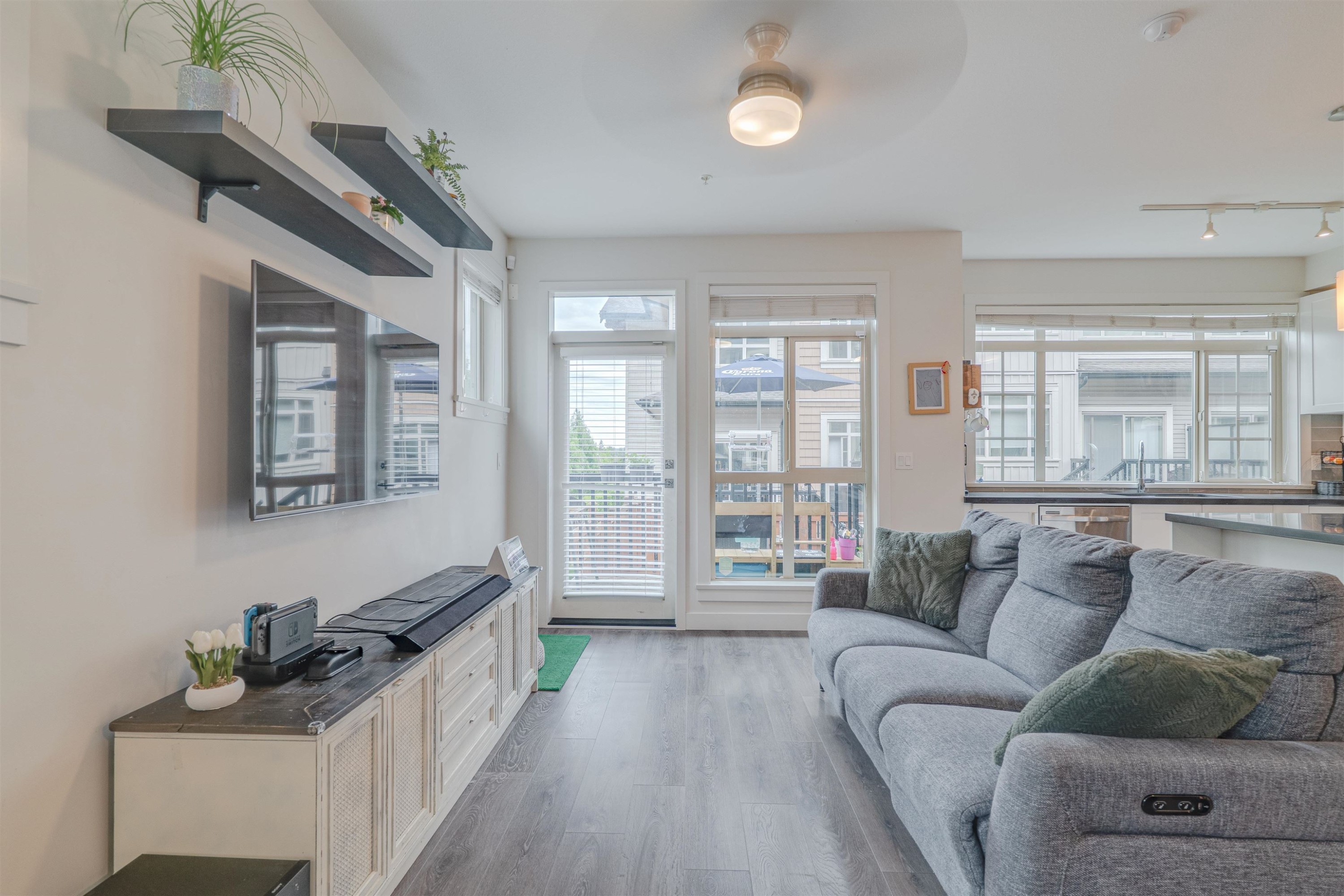 









11305


240

Street, 158,
Maple Ridge,




BC
V2W 0J1

