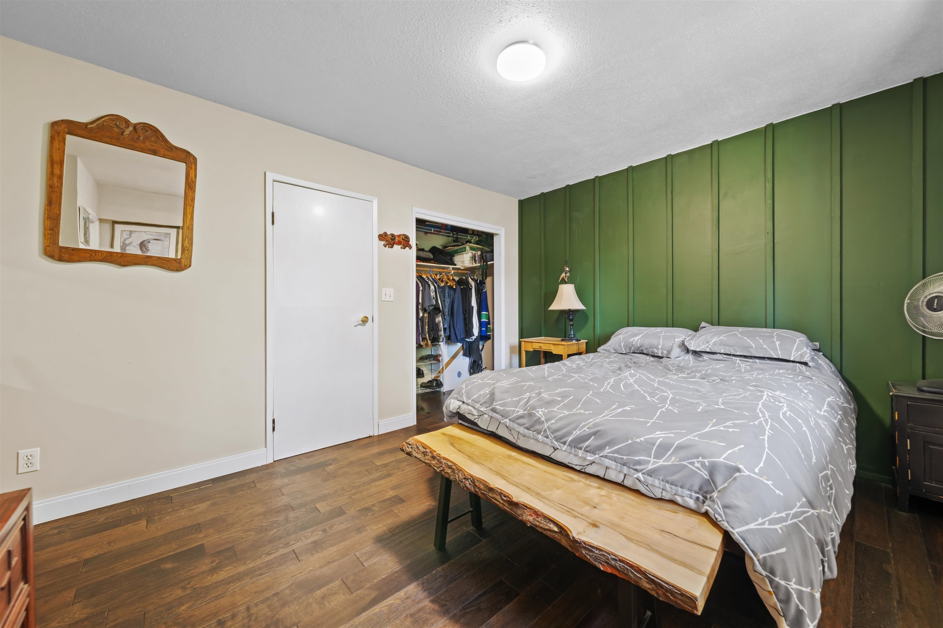 









21656


Donovan

Avenue,
Maple Ridge,




BC
V2X 3A3

