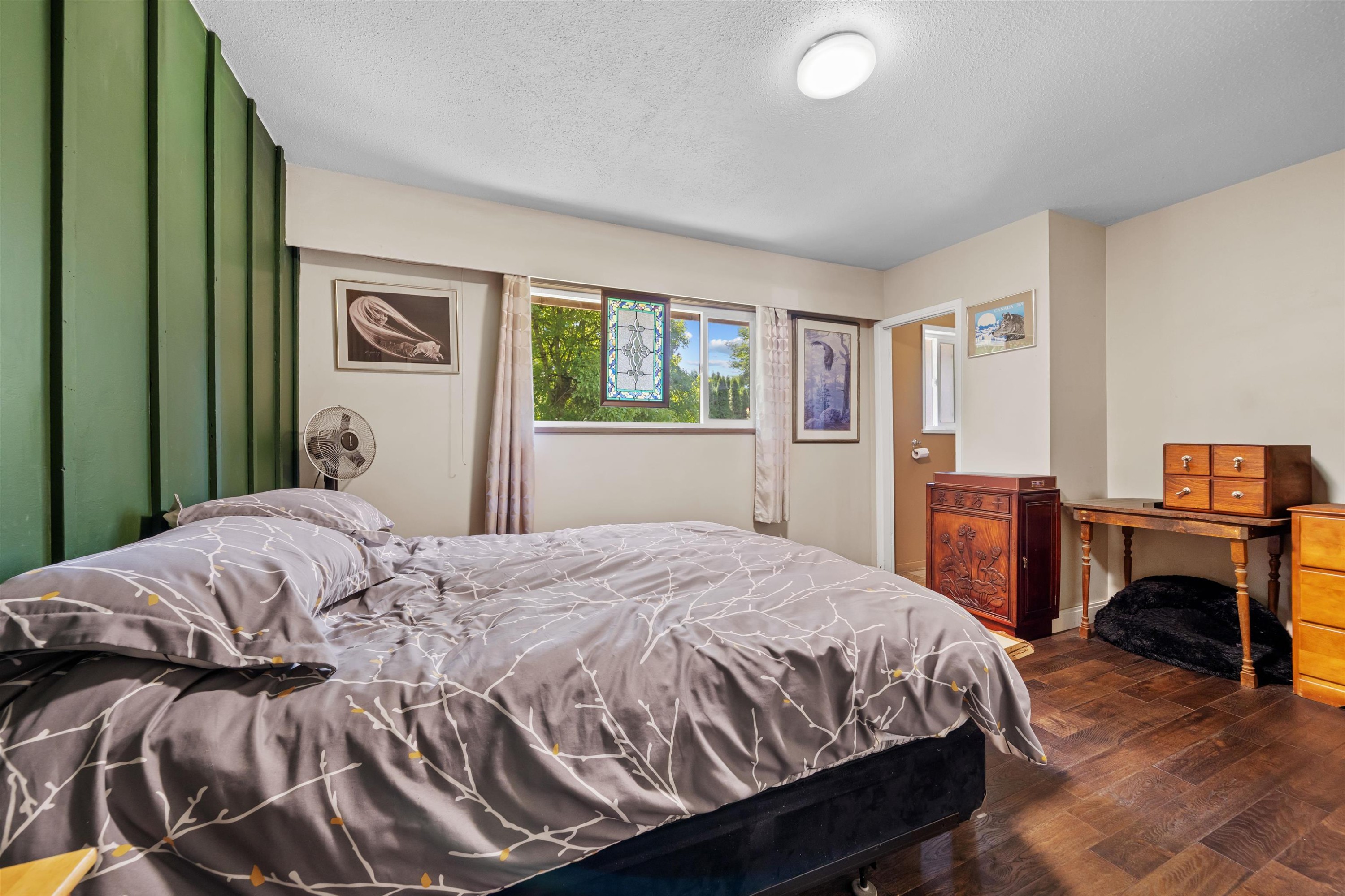 









21656


Donovan

Avenue,
Maple Ridge,




BC
V2X 3A3

