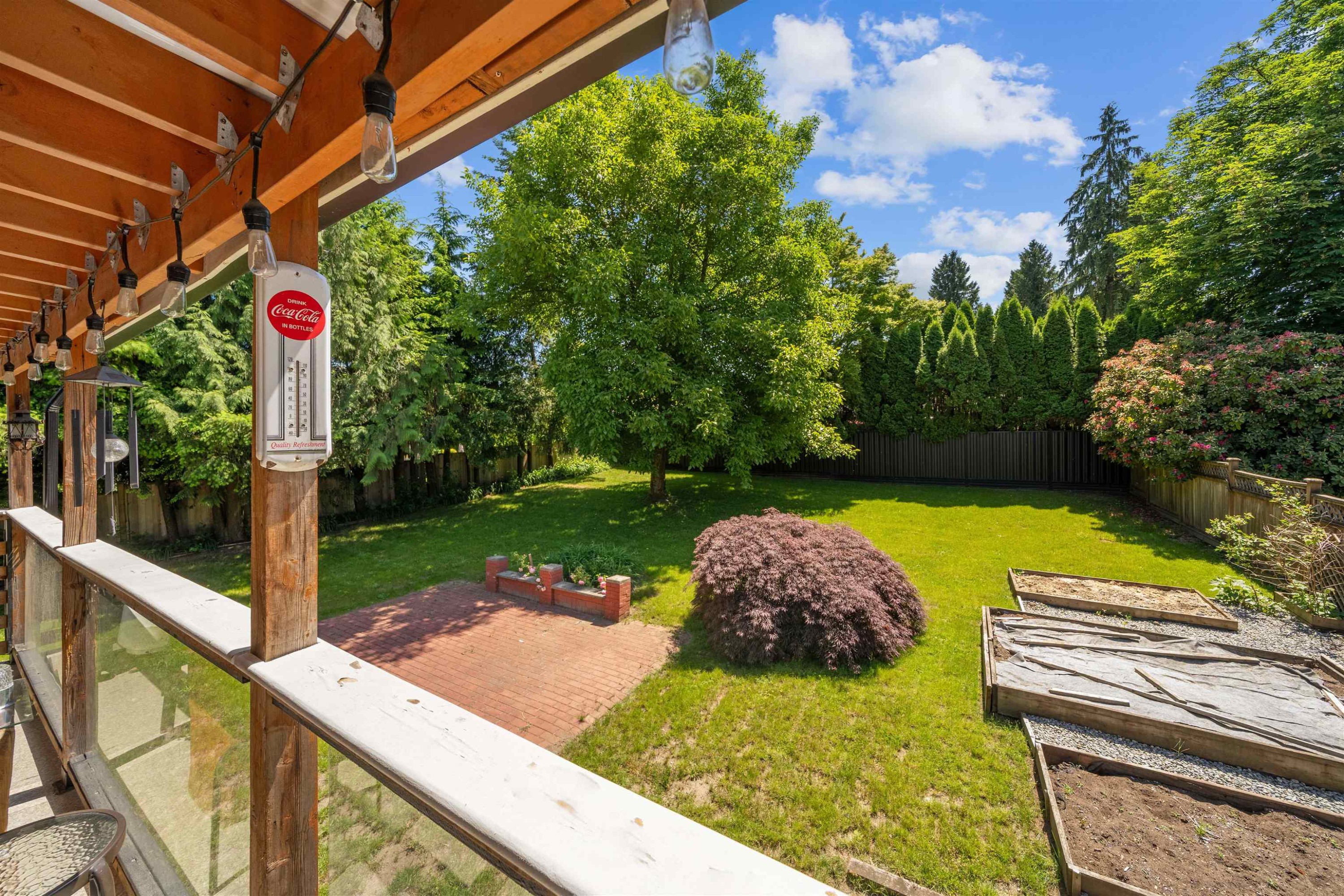 









21656


Donovan

Avenue,
Maple Ridge,




BC
V2X 3A3

