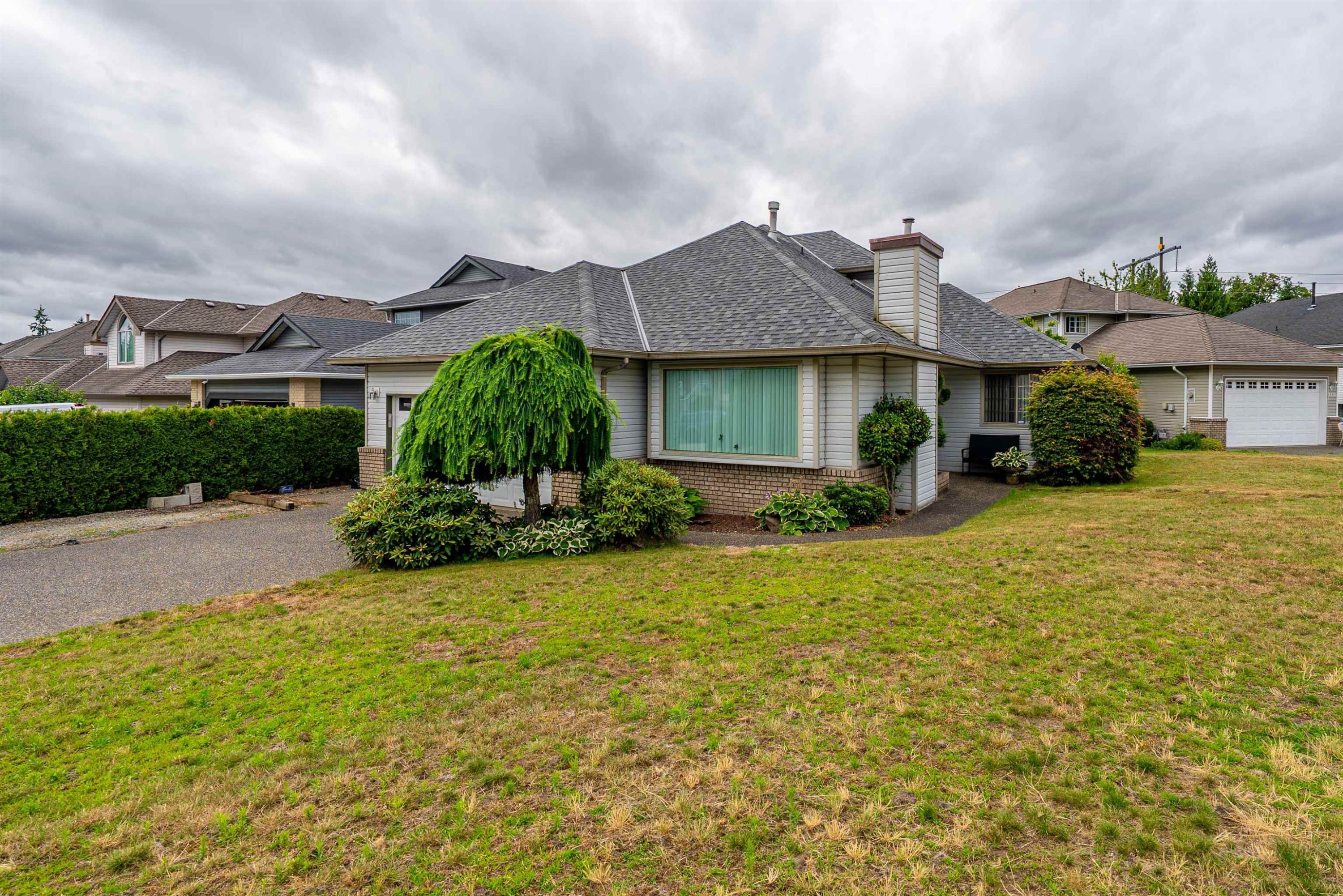 









1372


Oxford

Street,
Coquitlam,




BC
V3P 1A2

