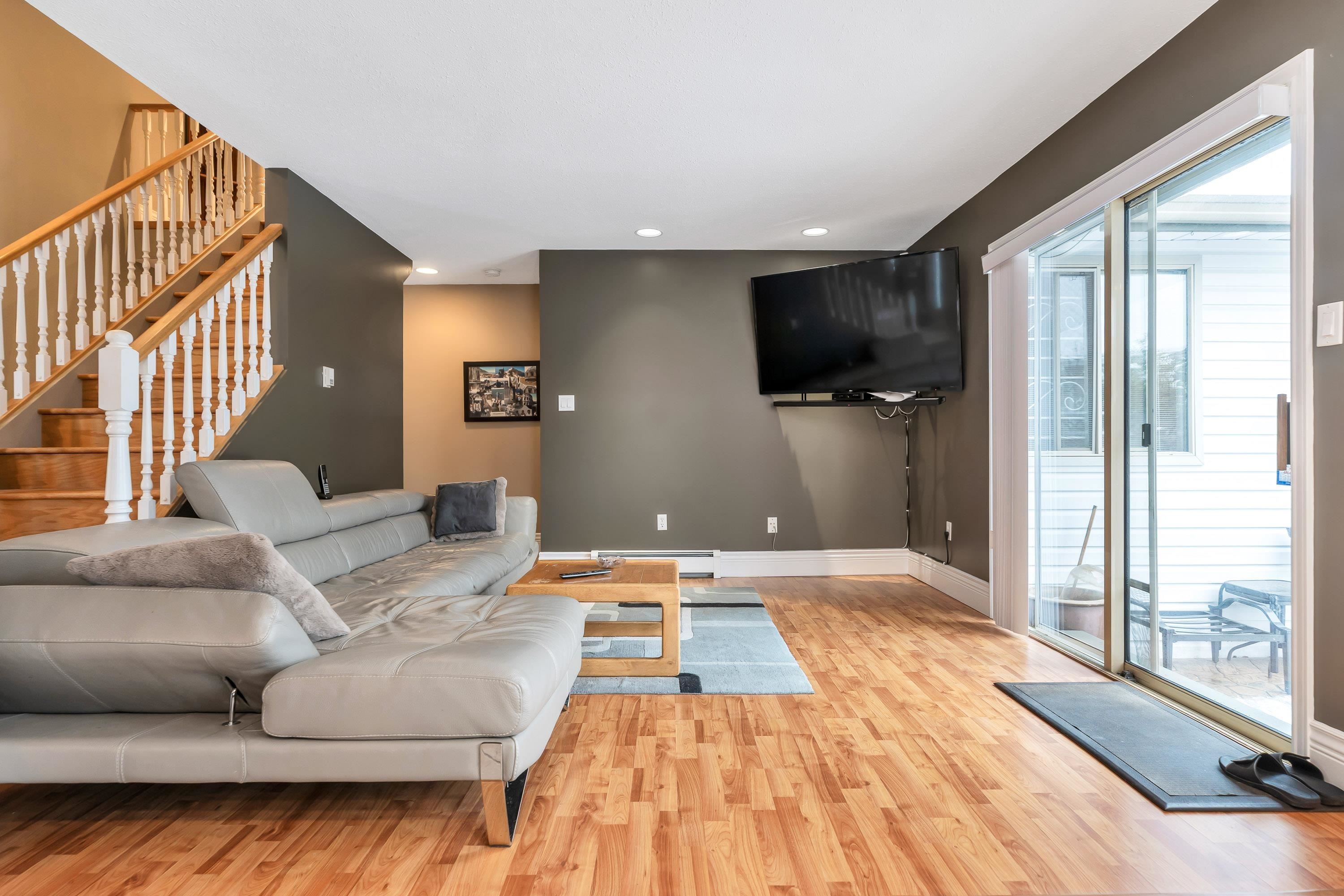 









1372


Oxford

Street,
Coquitlam,




BC
V3P 1A2

