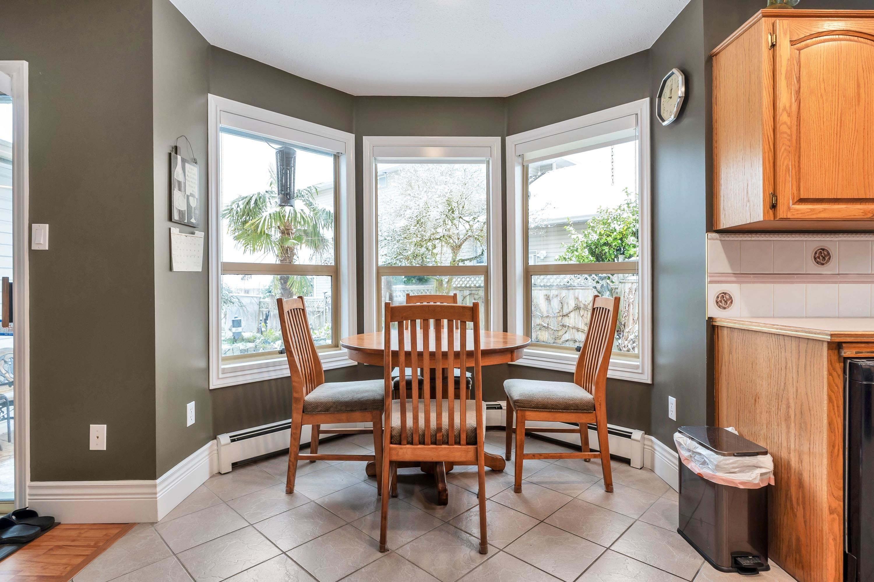 









1372


Oxford

Street,
Coquitlam,




BC
V3P 1A2

