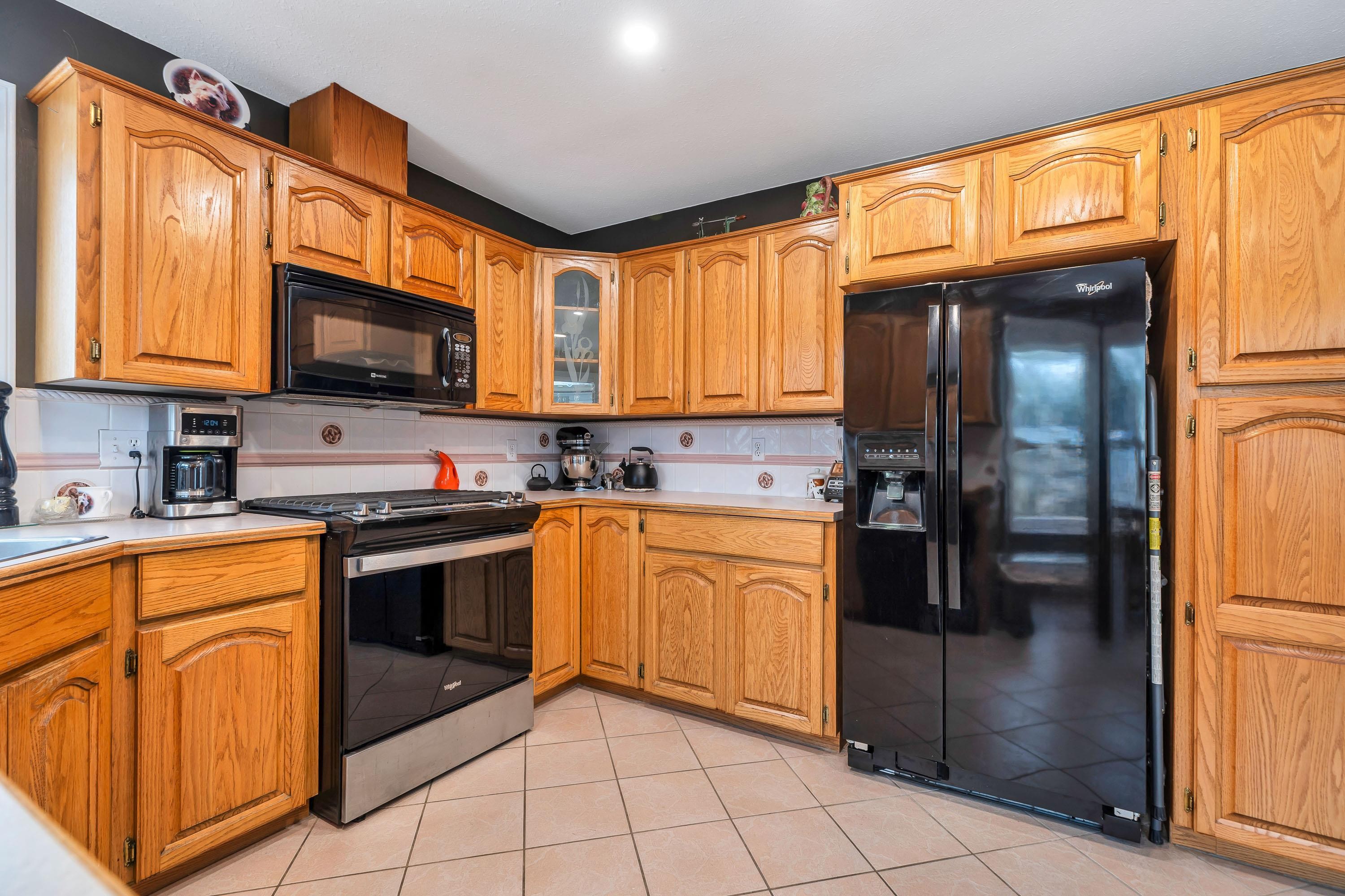 









1372


Oxford

Street,
Coquitlam,




BC
V3P 1A2

