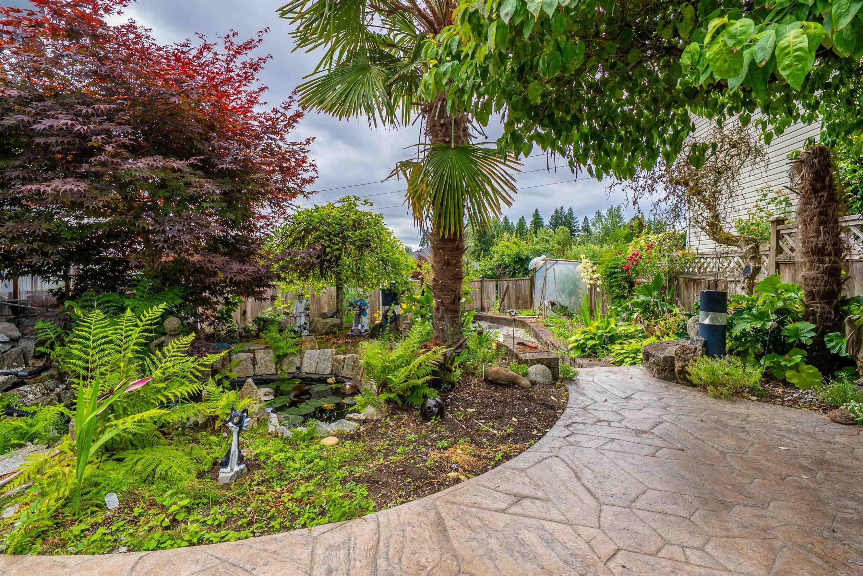 









1372


Oxford

Street,
Coquitlam,




BC
V3P 1A2

