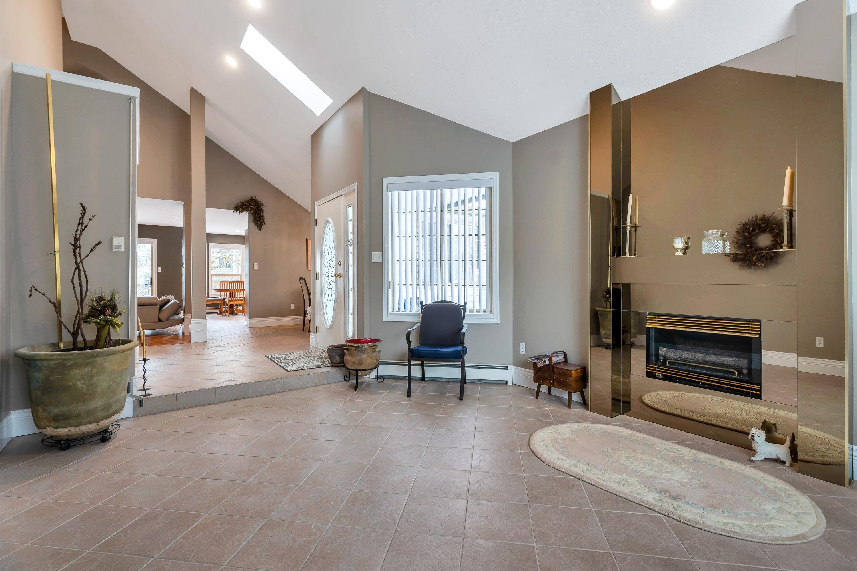 









1372


Oxford

Street,
Coquitlam,




BC
V3P 1A2

