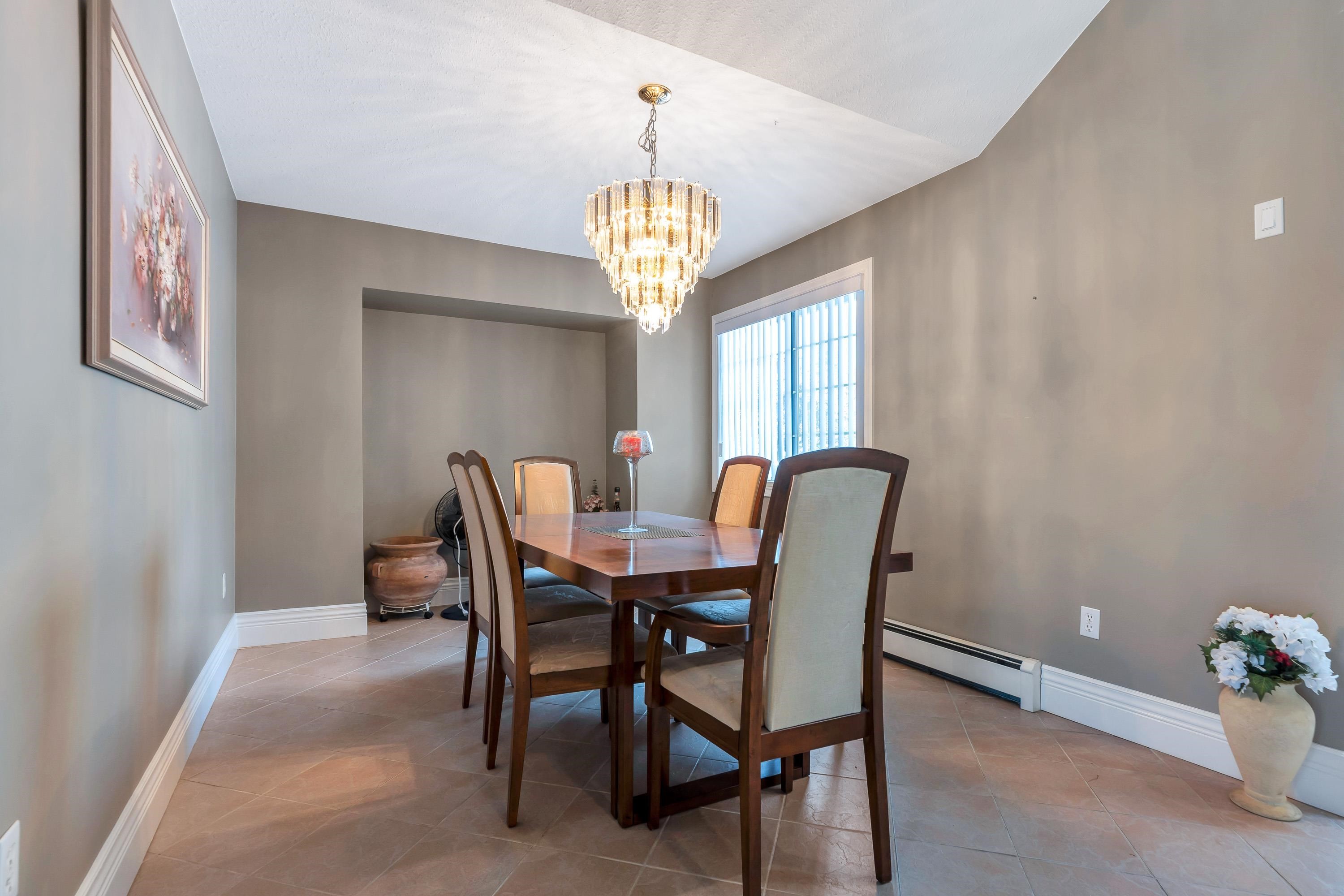 









1372


Oxford

Street,
Coquitlam,




BC
V3P 1A2

