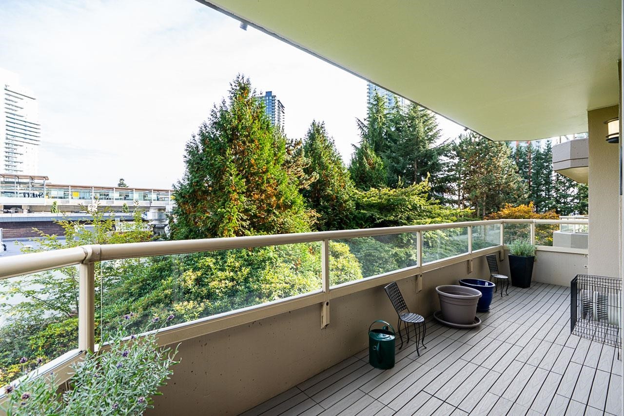 









728


Farrow

Street, 402,
Coquitlam,




BC
V3J 3S6

