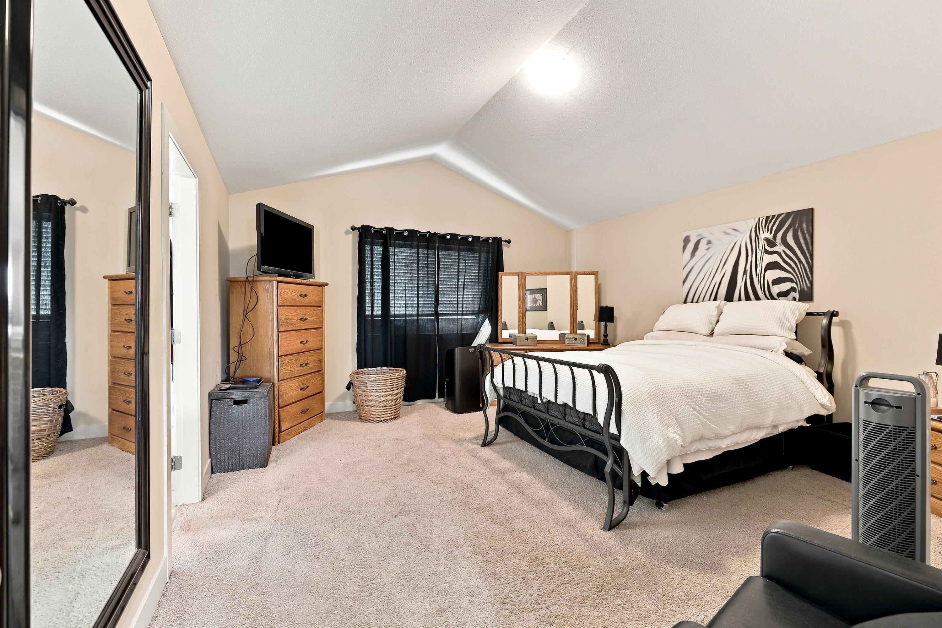 









24176


104

Avenue,
Maple Ridge,




BC
V2W 1J2

