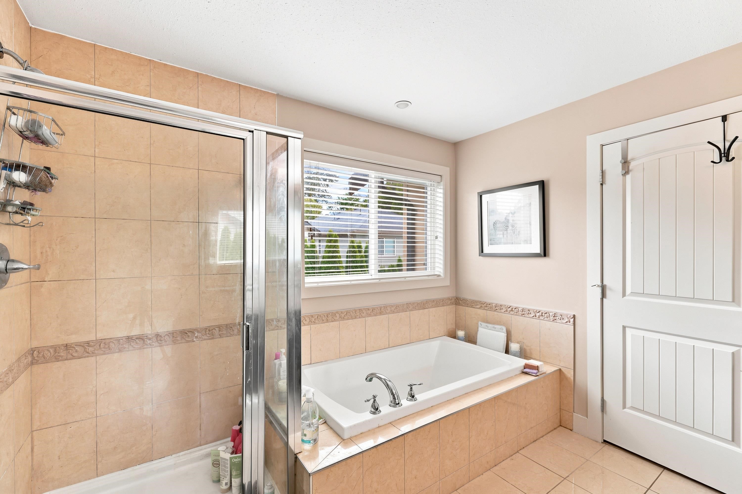 









24176


104

Avenue,
Maple Ridge,




BC
V2W 1J2

