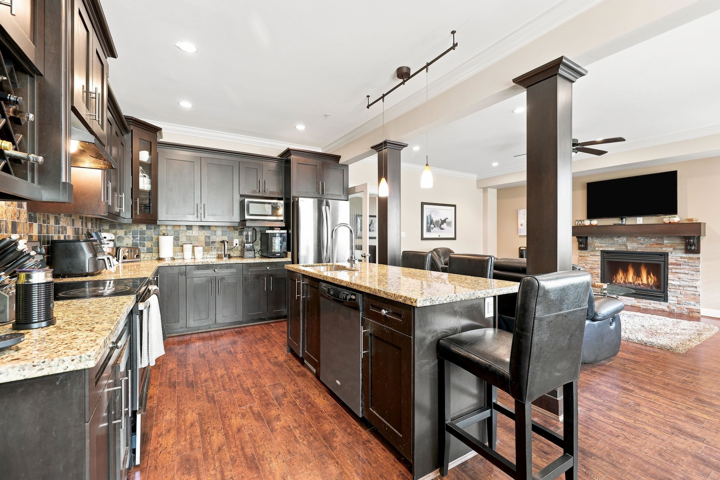 









24176


104

Avenue,
Maple Ridge,




BC
V2W 1J2

