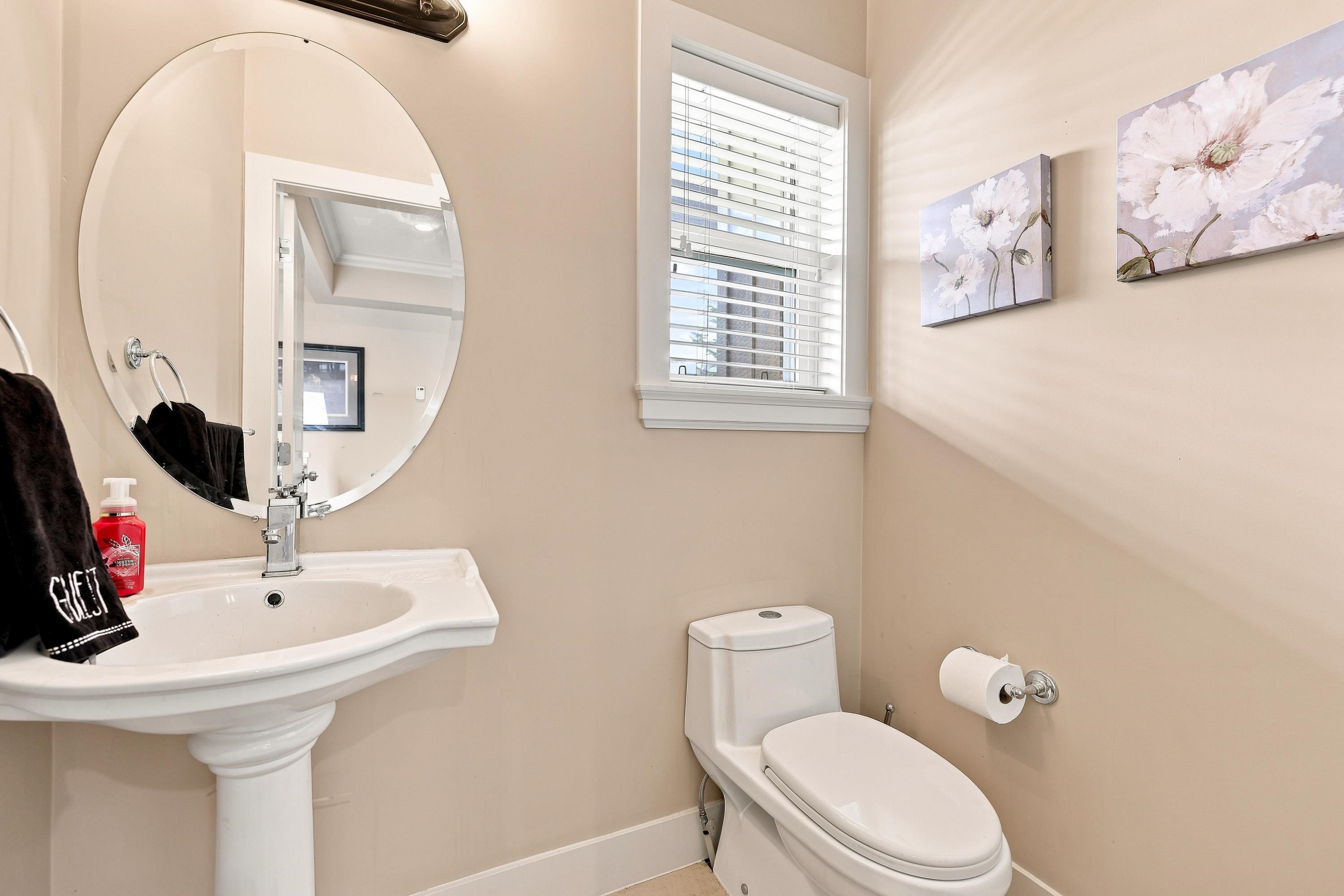 









24176


104

Avenue,
Maple Ridge,




BC
V2W 1J2

