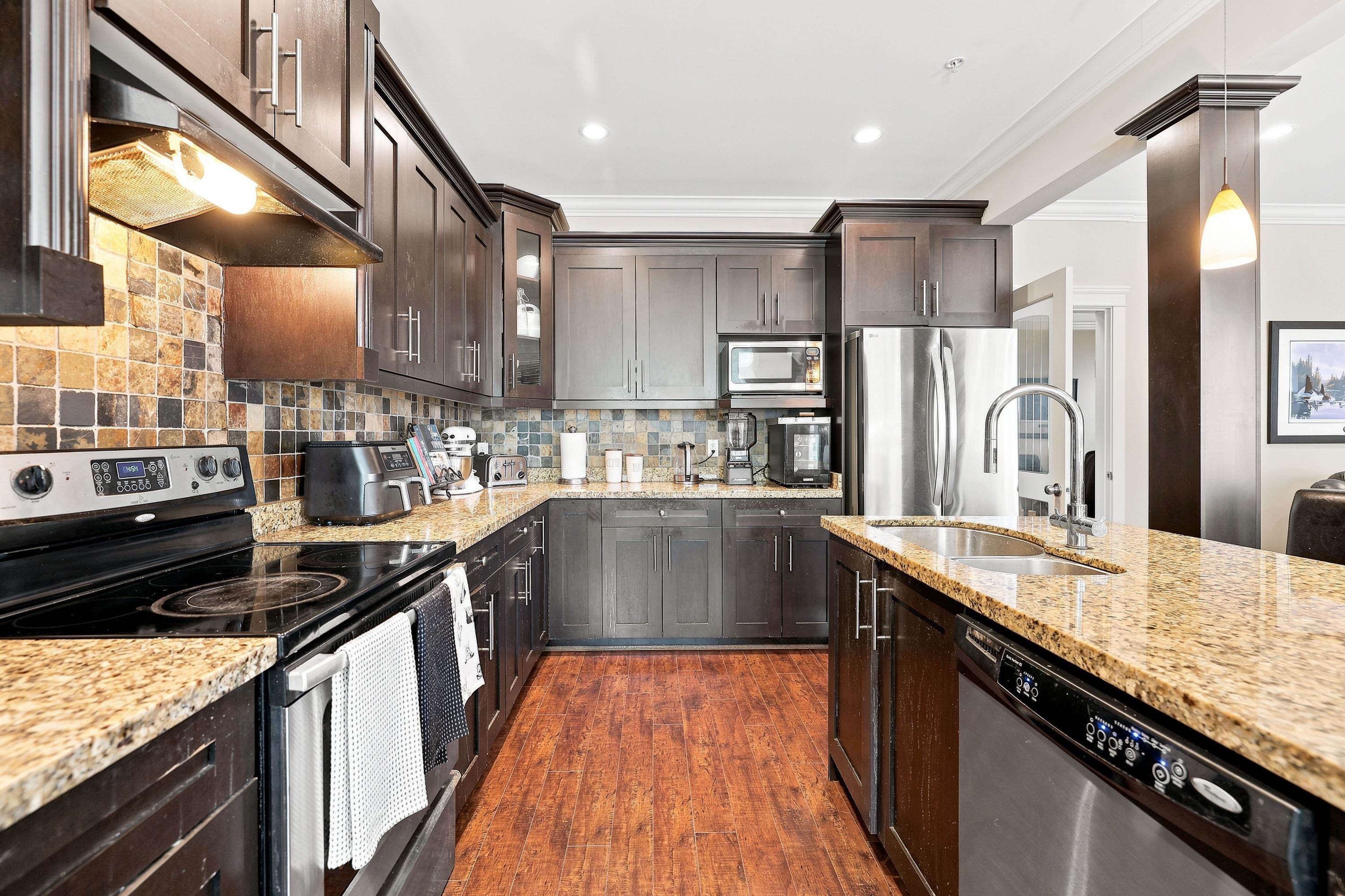 









24176


104

Avenue,
Maple Ridge,




BC
V2W 1J2

