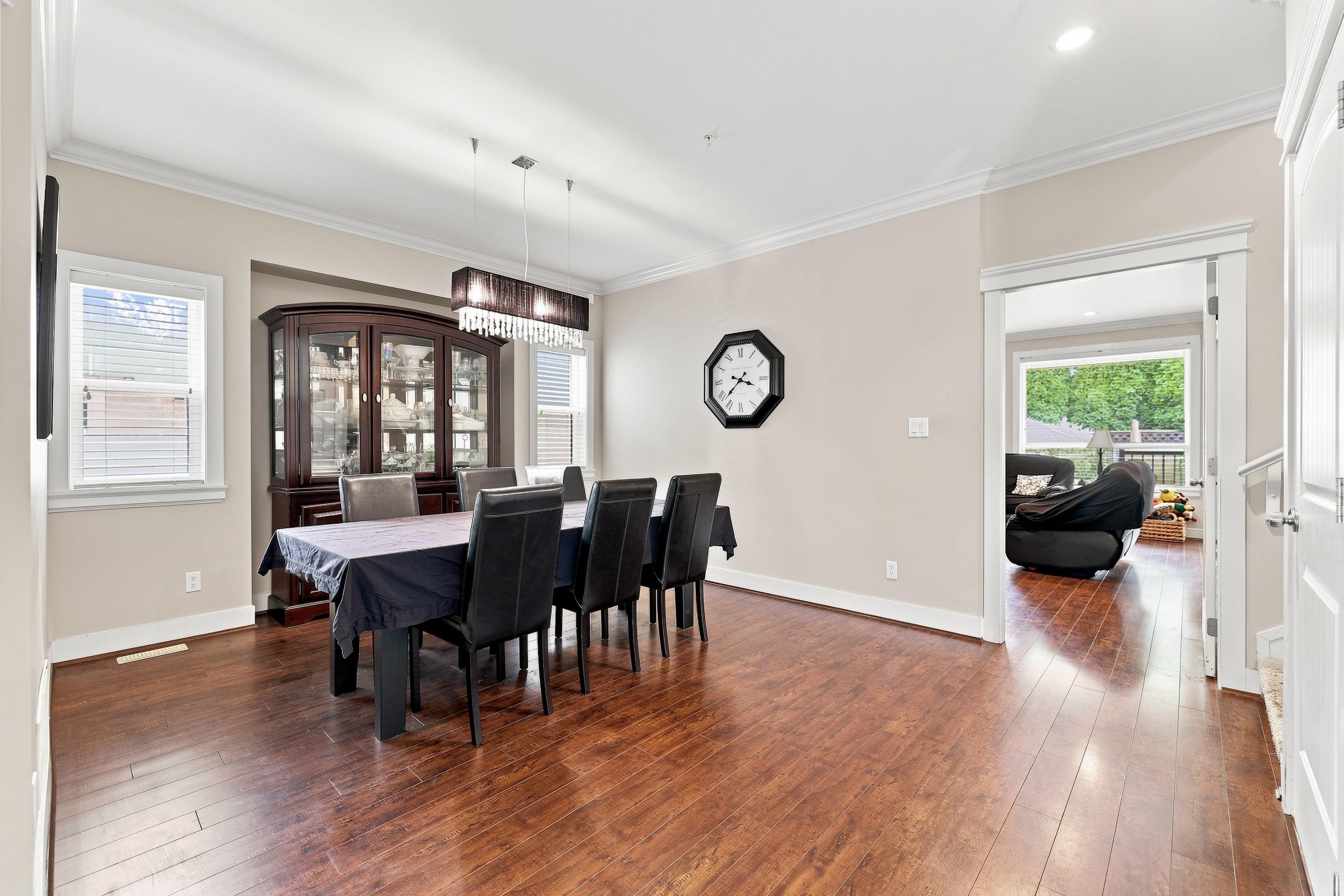 









24176


104

Avenue,
Maple Ridge,




BC
V2W 1J2

