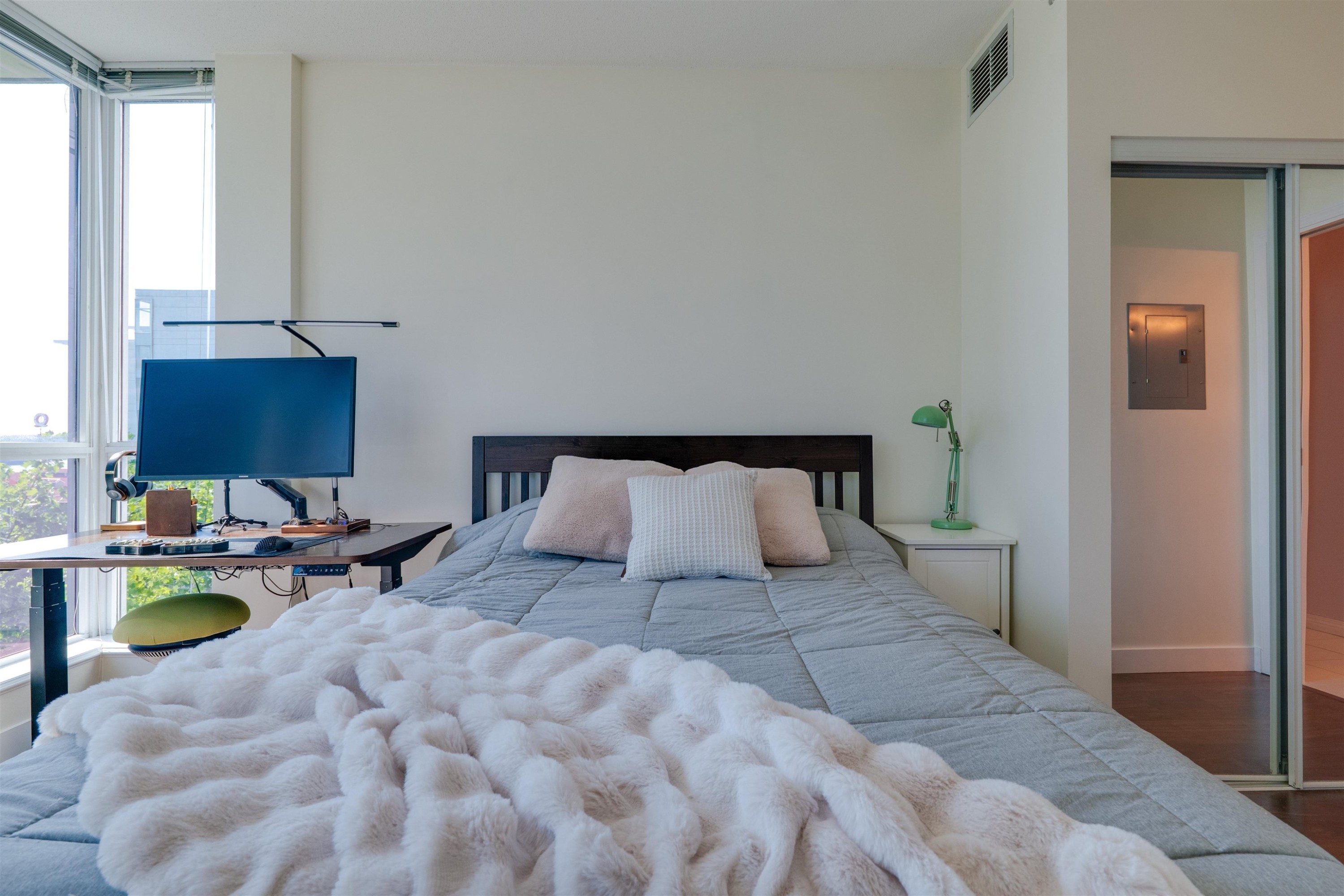 









168


East

Esplanade, 508,
North Vancouver,




BC
V7L 4X8

