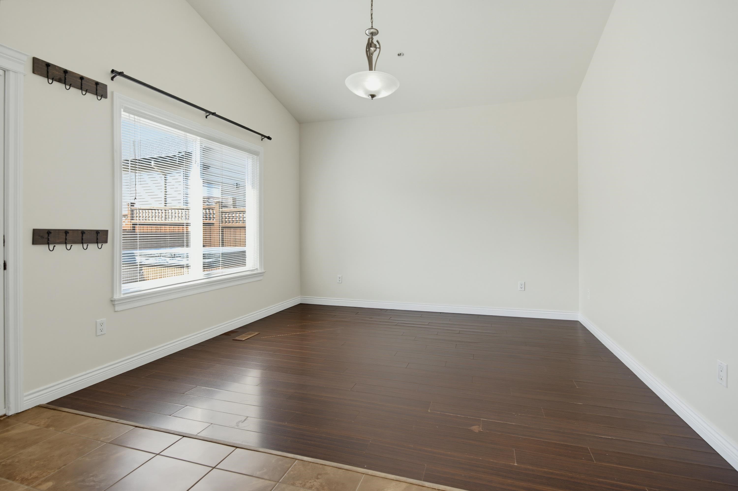 









11335


Creekside

Street,
Maple Ridge,




BC
V2W 0C7

