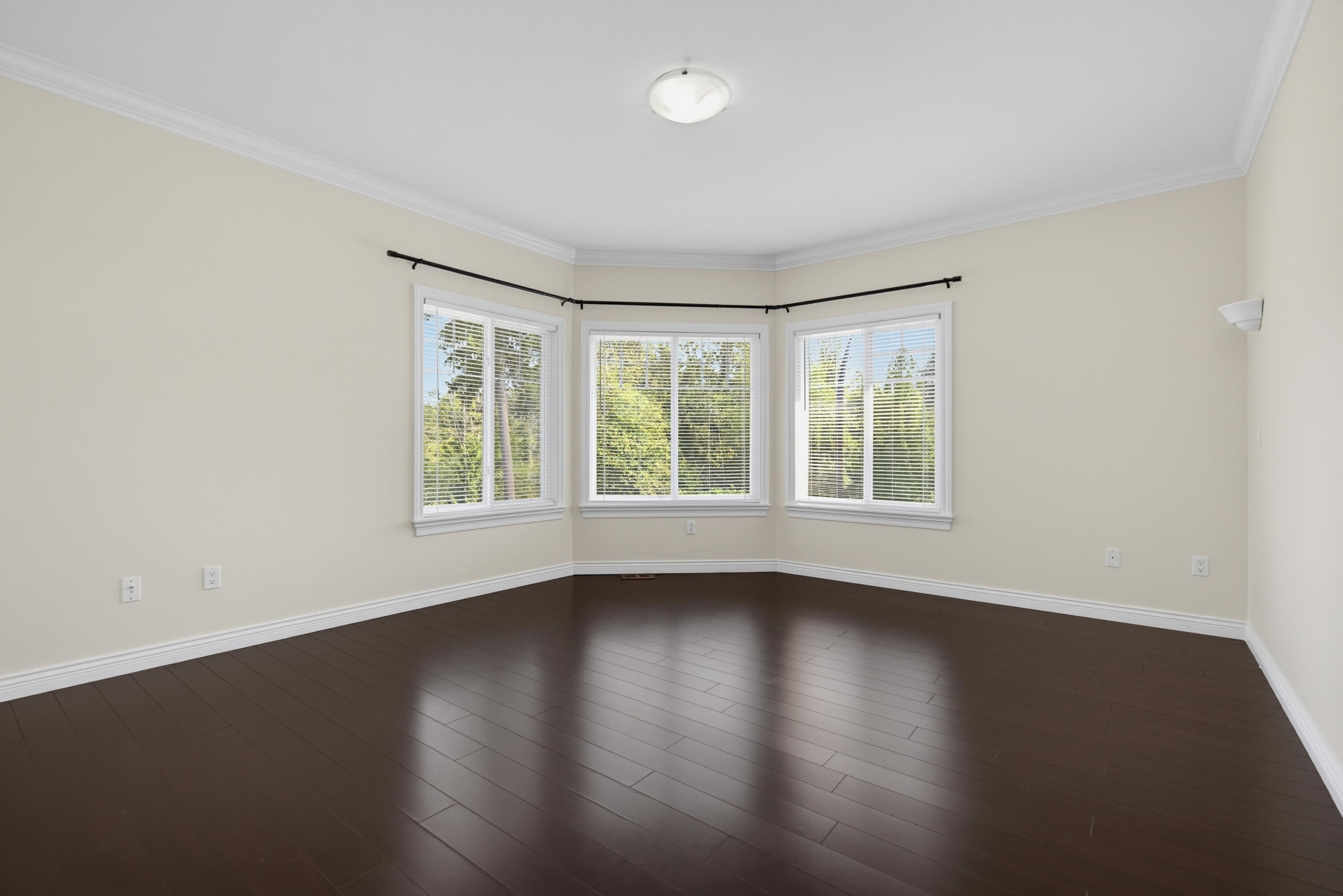 









11335


Creekside

Street,
Maple Ridge,




BC
V2W 0C7

