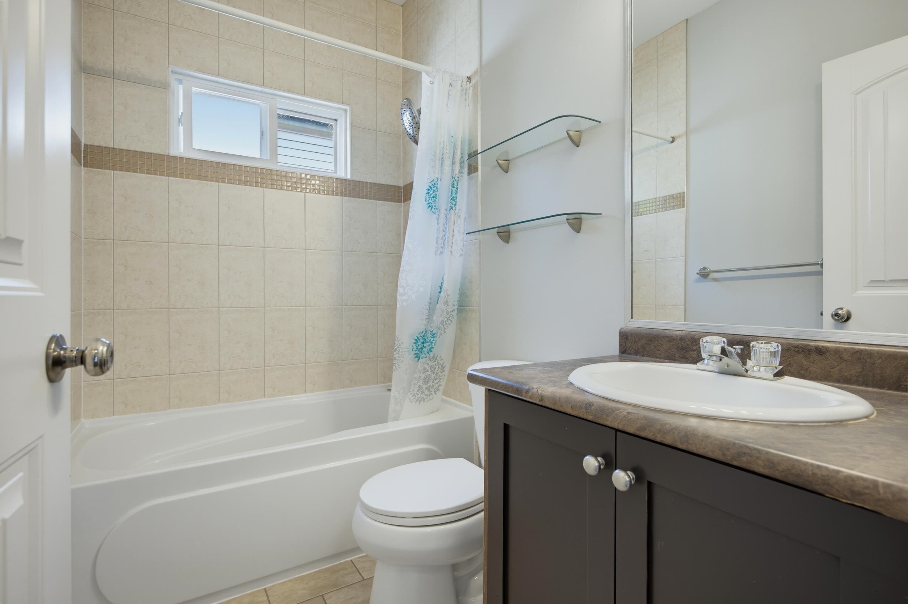 









11335


Creekside

Street,
Maple Ridge,




BC
V2W 0C7

