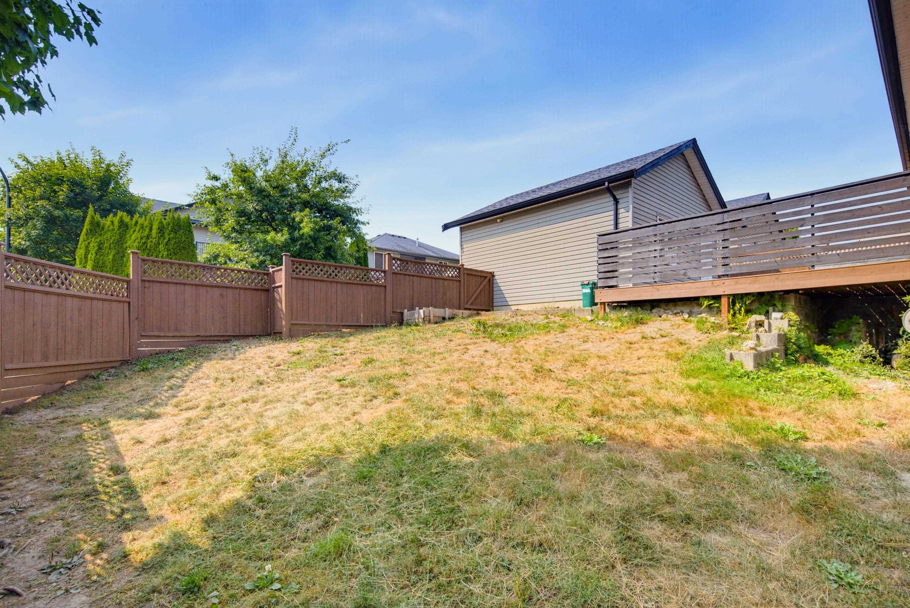 









11335


Creekside

Street,
Maple Ridge,




BC
V2W 0C7


