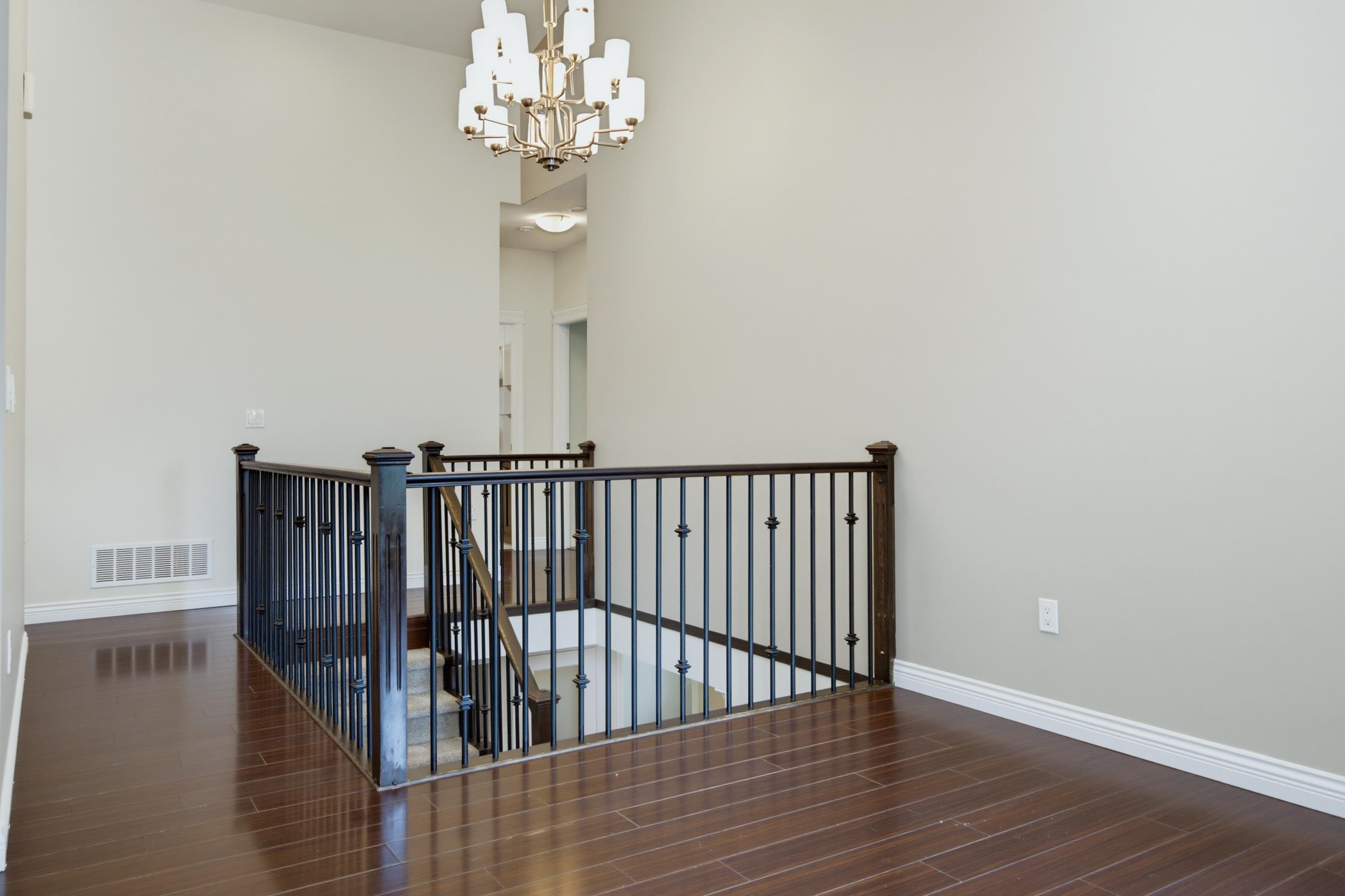 









11335


Creekside

Street,
Maple Ridge,




BC
V2W 0C7

