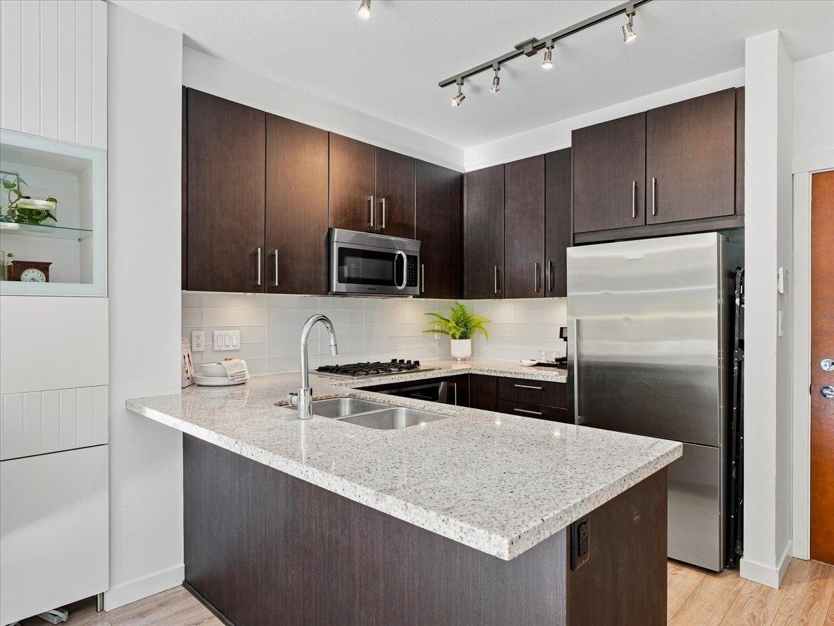 









139


22nd

Street West, G11,
North Vancouver,




BC
V7M 0B5

