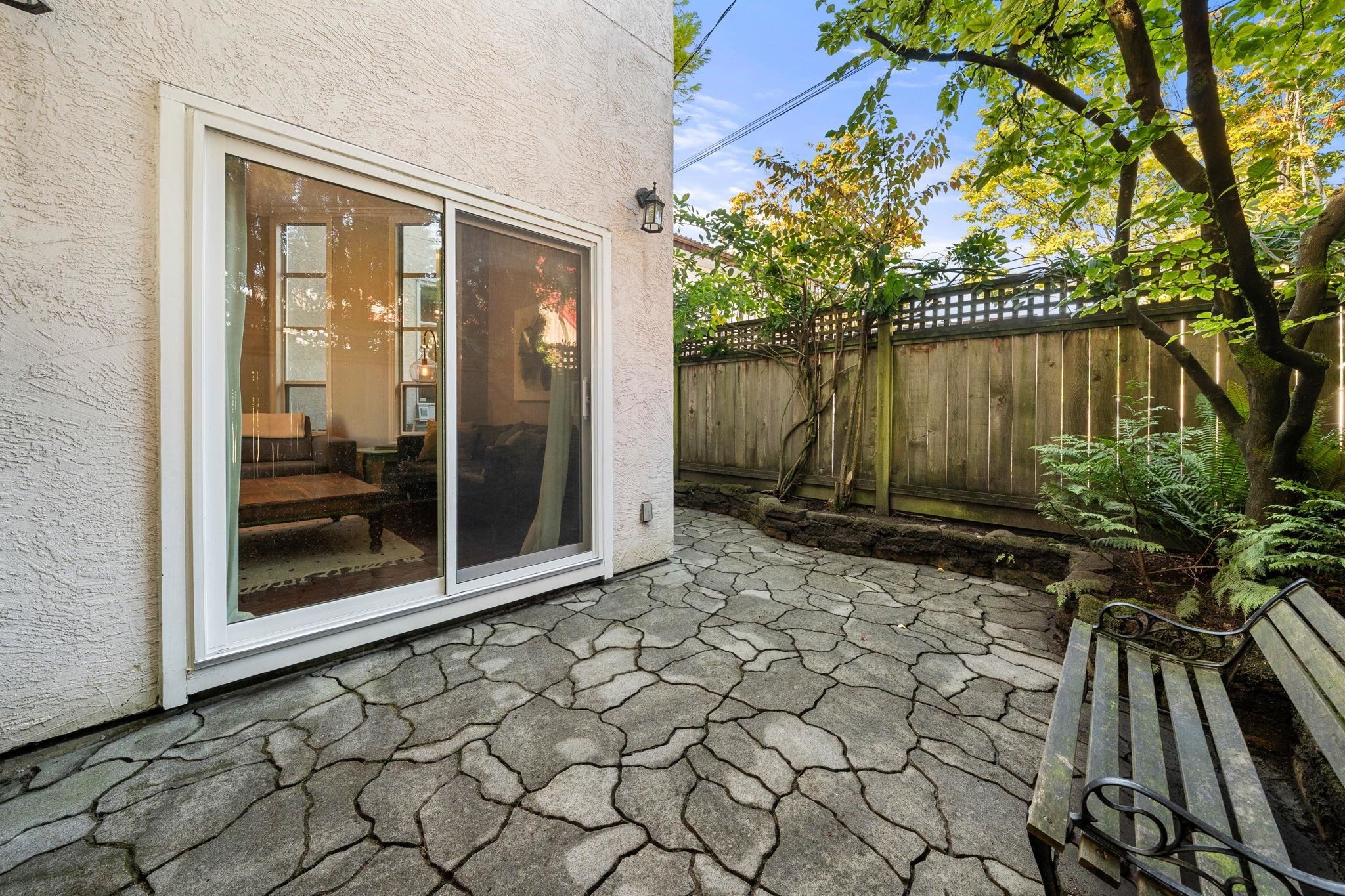









709


Prior

Street,
Vancouver,




BC
V6A 2G8

