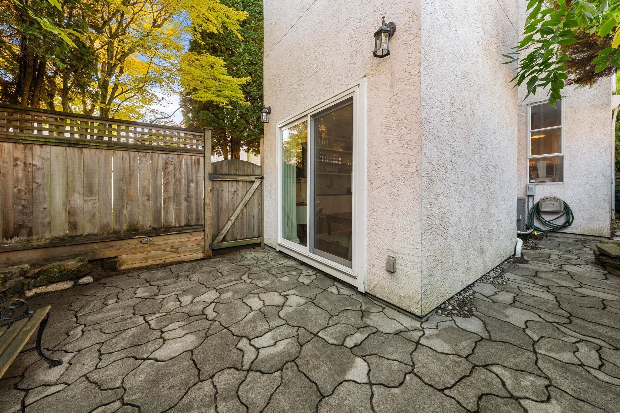









709


Prior

Street,
Vancouver,




BC
V6A 2G8

