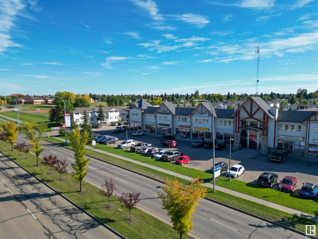 












220 636 King Street

,
Spruce Grove,




AB
T7Z 4K5

