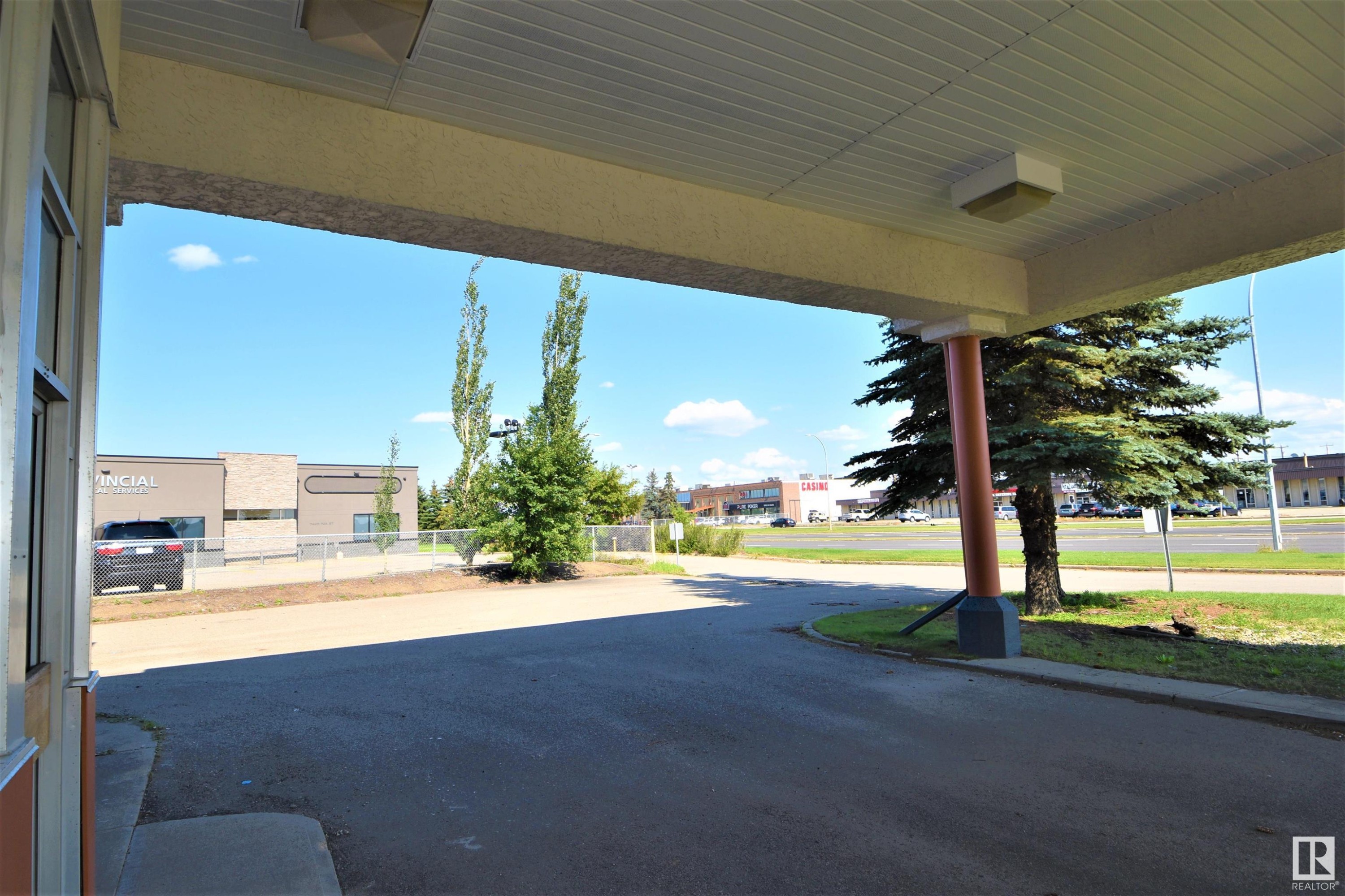 












7104 ARGYLL Road

,
Edmonton,




AB
T6B 1Z3

