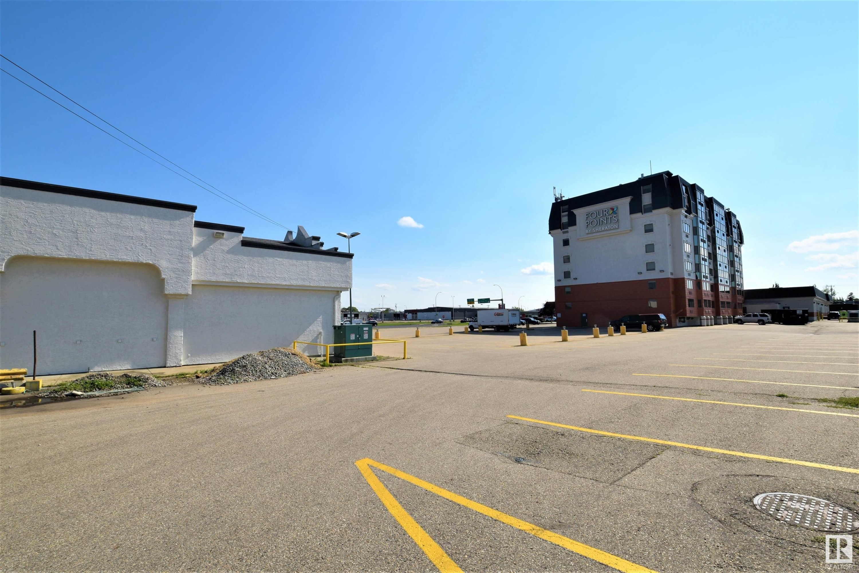 












7104 ARGYLL Road

,
Edmonton,




AB
T6B 1Z3

