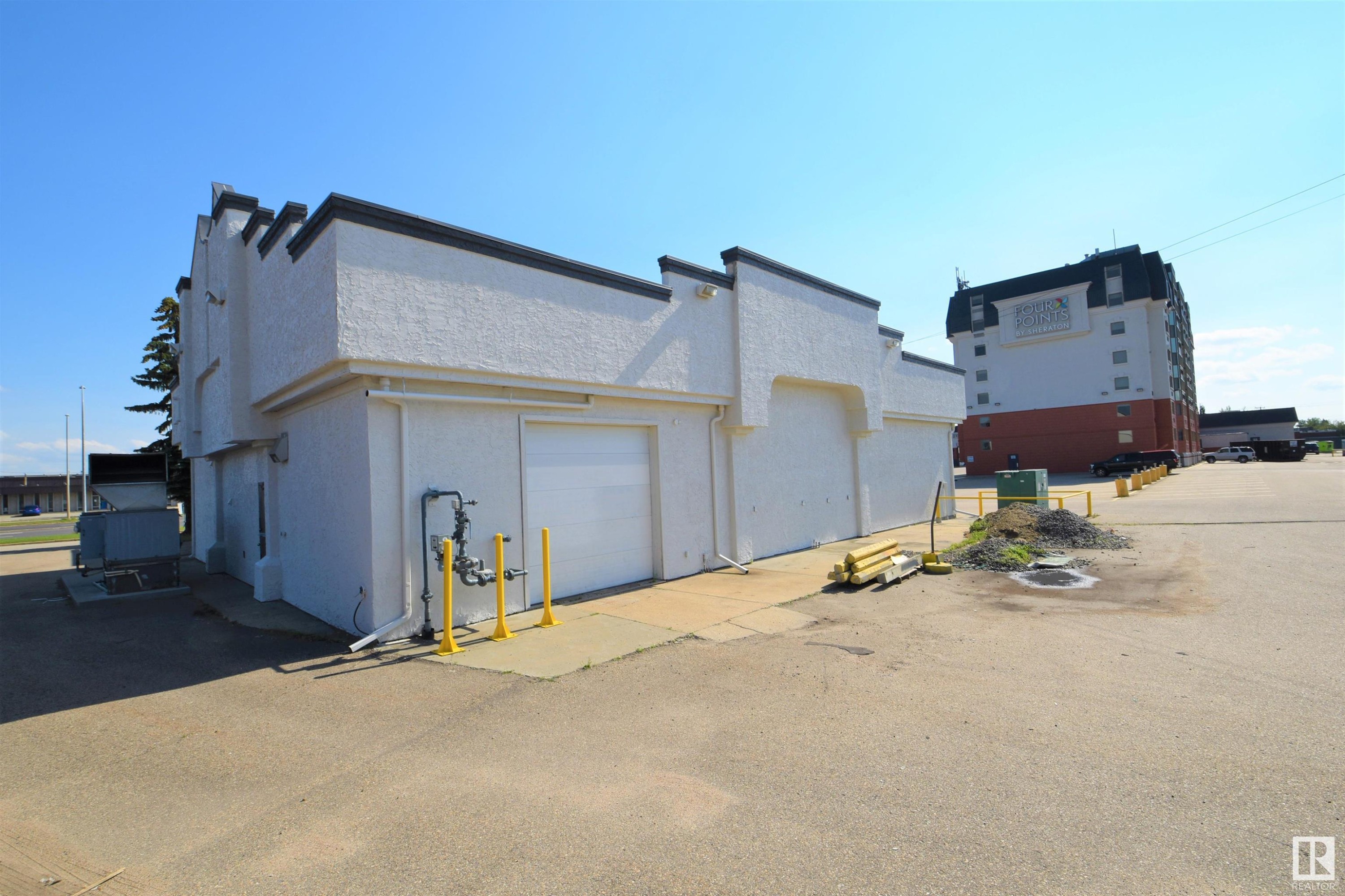 












7104 ARGYLL Road

,
Edmonton,




AB
T6B 1Z3

