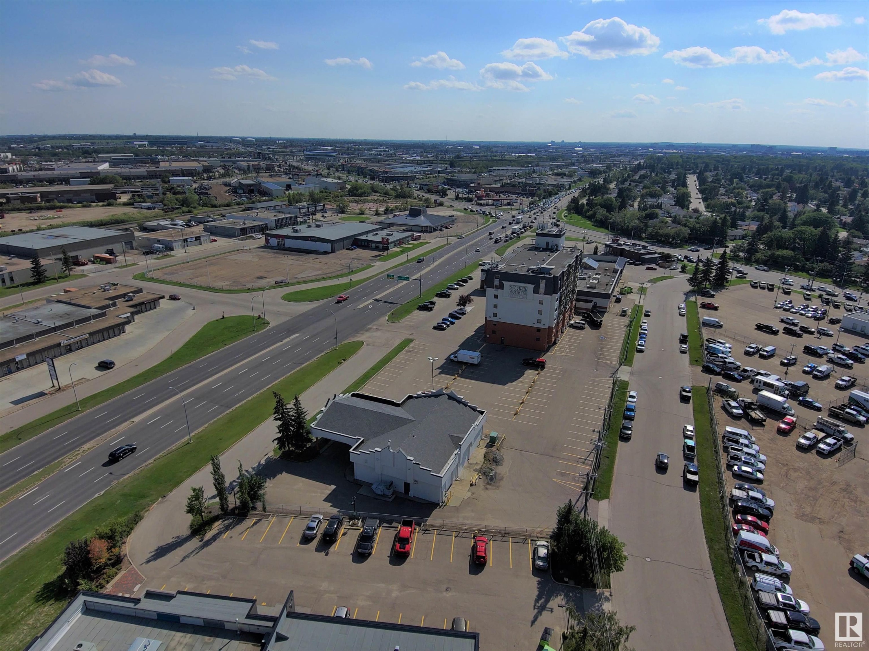 












7104 ARGYLL Road

,
Edmonton,




AB
T6B 1Z3

