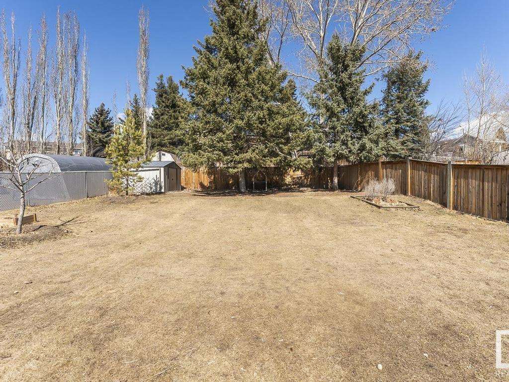 












1925 Forest DR

,
Cold Lake,




AB
T9M 1M1

