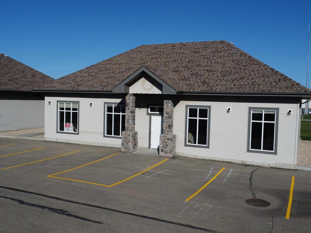 












#104 5505 MAGASIN Avenue

,
Beaumont,




AB
T4X 1V8

