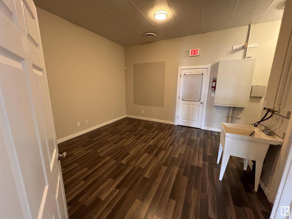 












105 3801 49 Avenue

,
Stony Plain,




AB
T7Z 2J7

