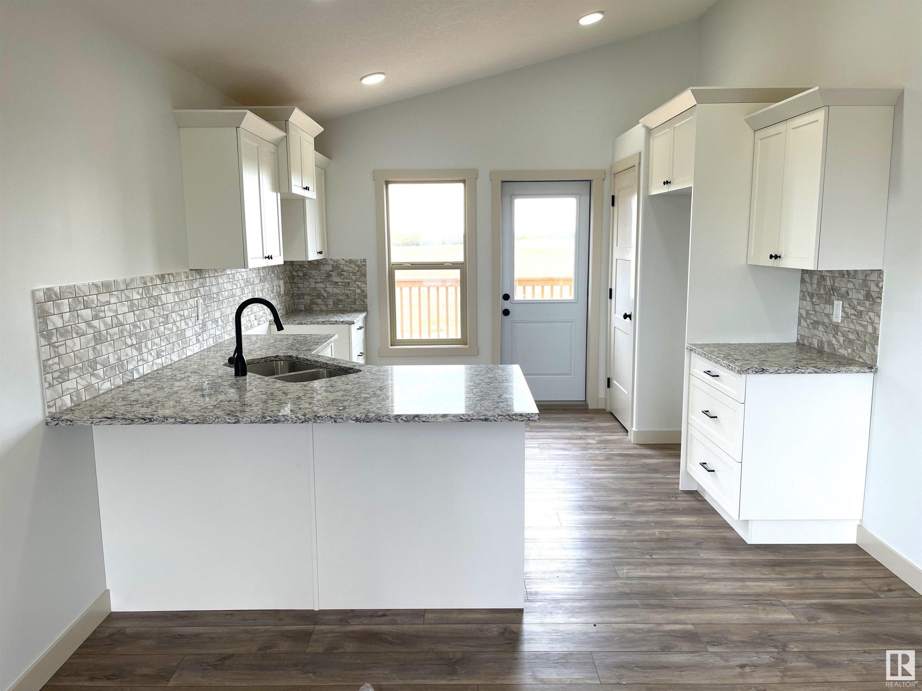 












3606 53 Avenue

,
Bonnyville Town,




AB
T9N 0G4

