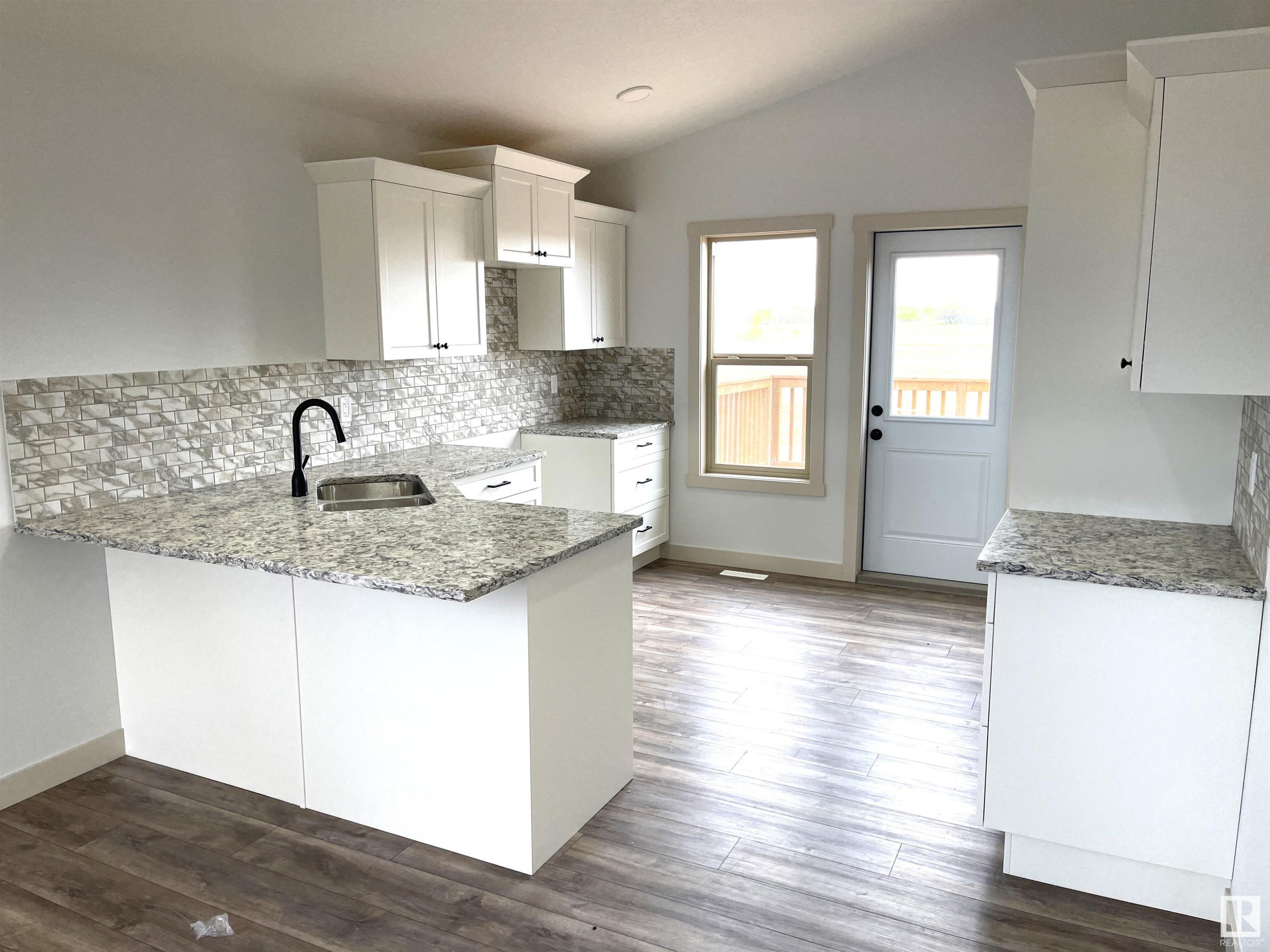 












3606 53 Avenue

,
Bonnyville Town,




AB
T9N 0G4

