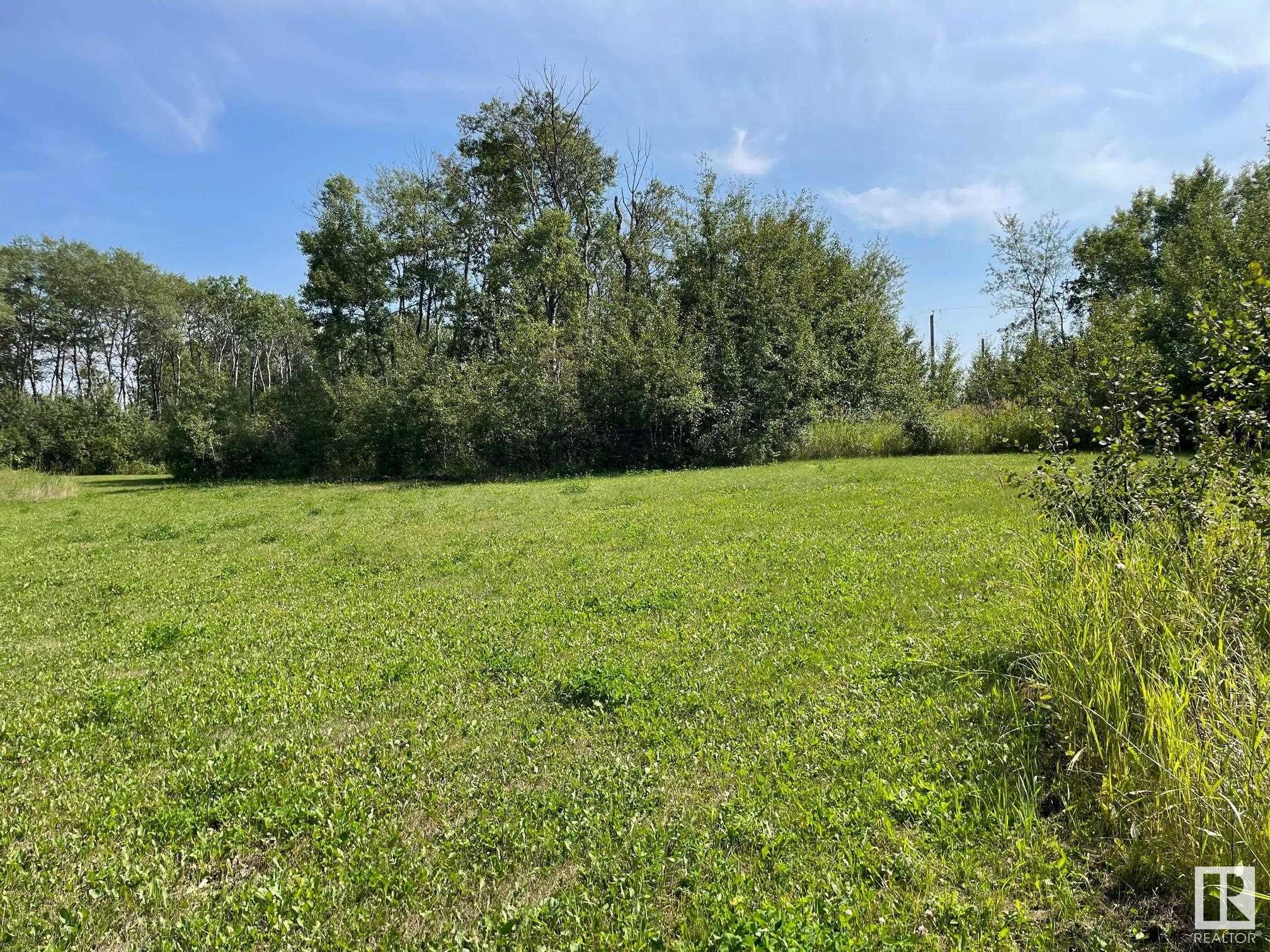 












42026 TWP RD 614

,
Rural Bonnyville M.D.,







AB
T9M 1P2

