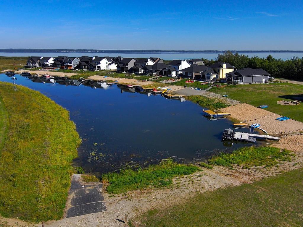 












27 3410 STE. ANNE Trail

,
Rural Lac Ste. Anne County,







AB
T0E 0A1


