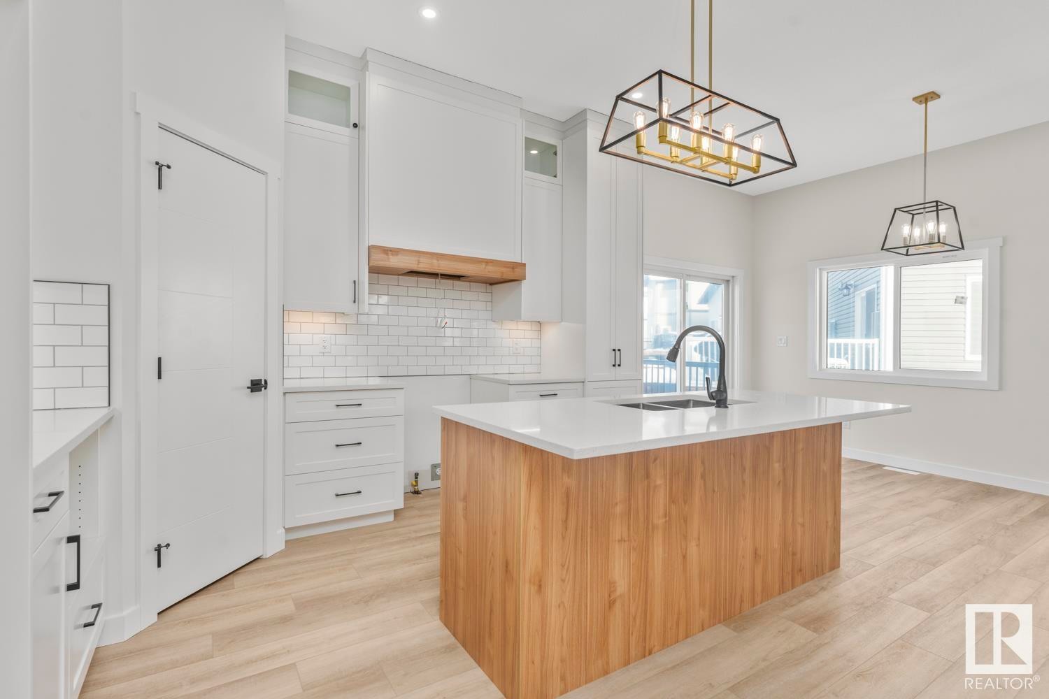 












320 Fundy Way

,
Cold Lake,




AB
T9M 0M4

